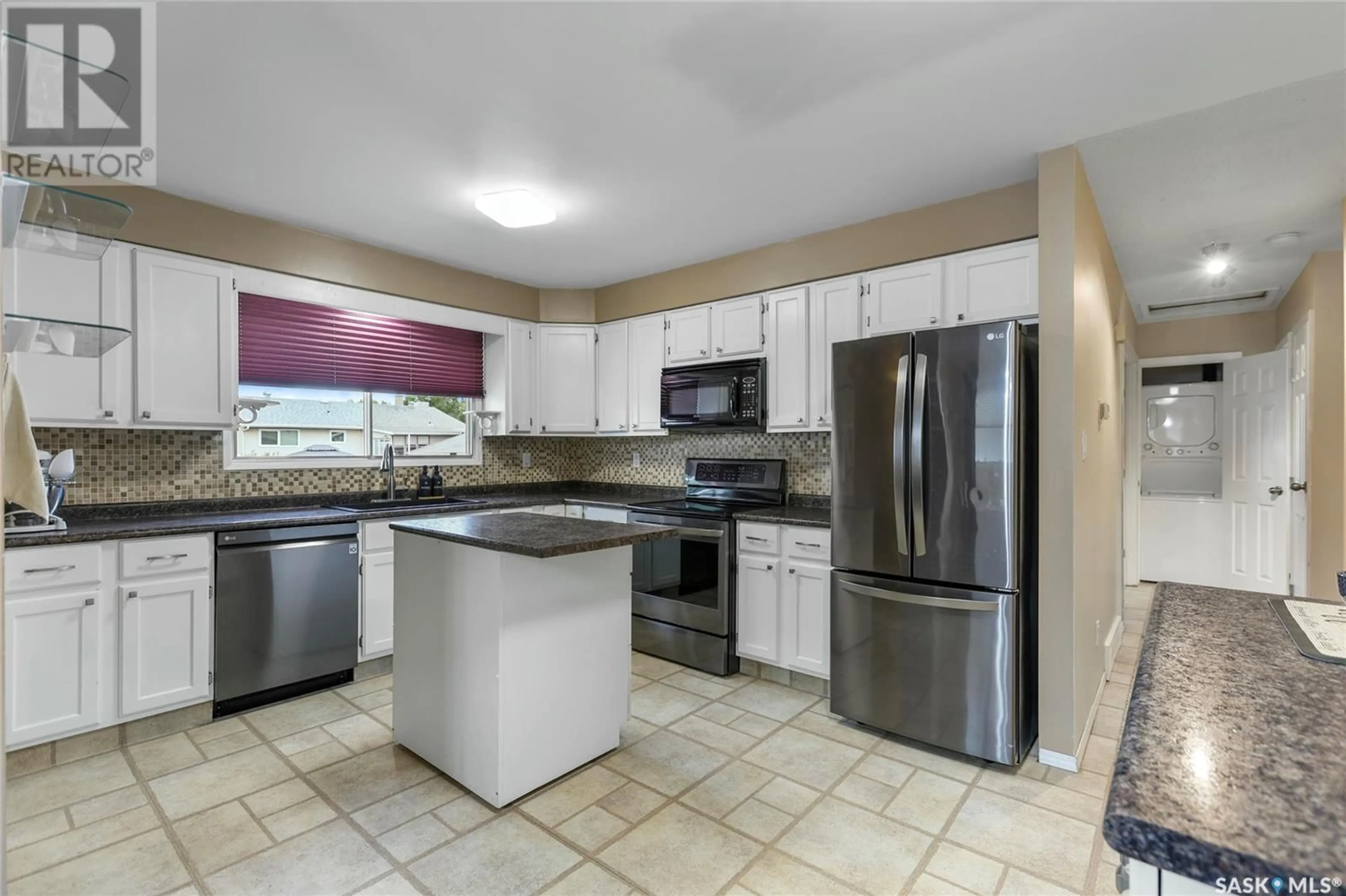 Standard kitchen, ceramic/tile floor for 51 HAYES CRESCENT, Regina Saskatchewan S4X1B1