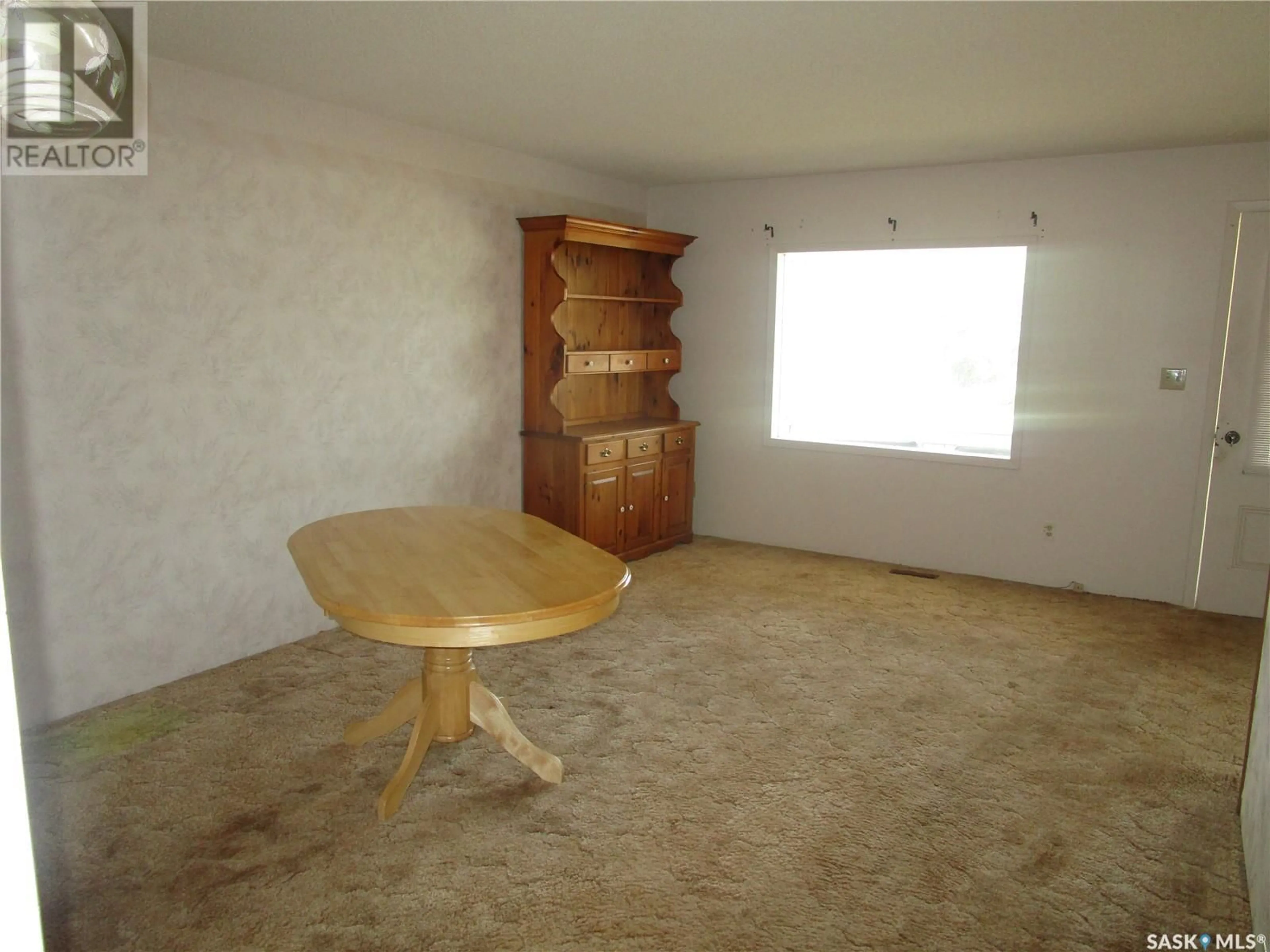 A pic of a room for E - 12 4TH STREET, Willow Bunch Saskatchewan S4A0W9