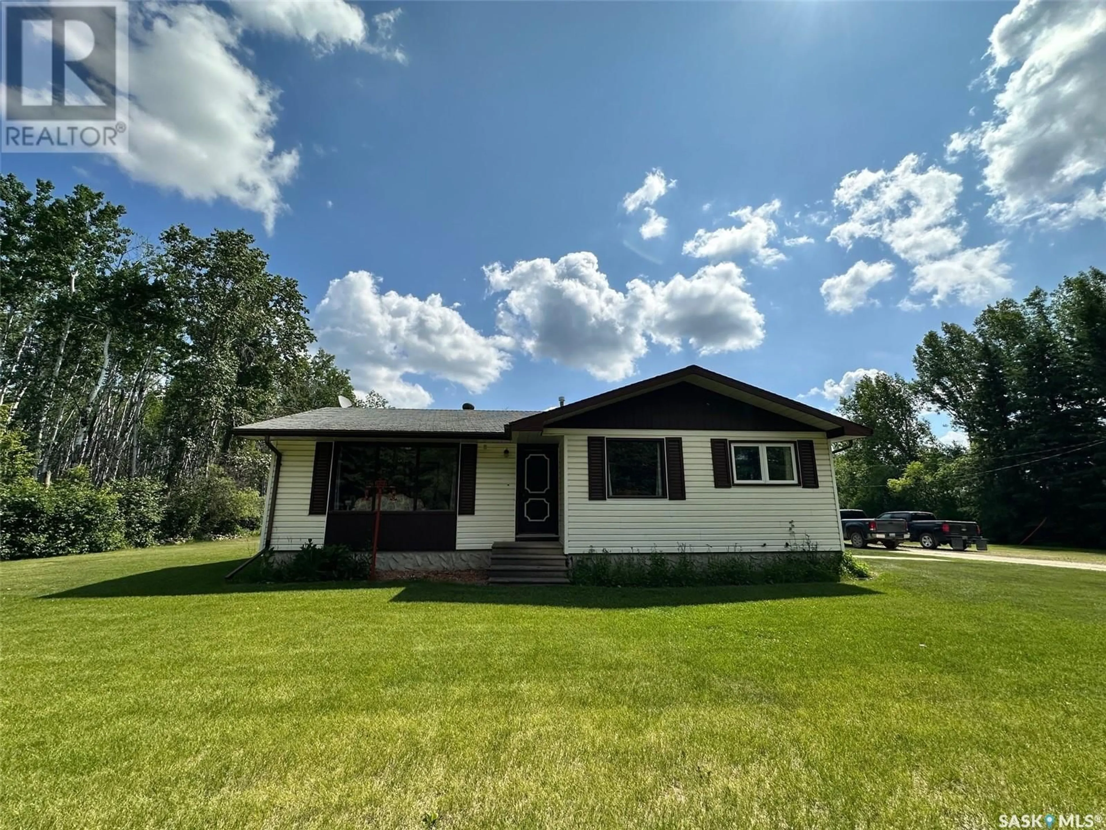Home with vinyl exterior material, unknown for WEBB, Hudson Bay Saskatchewan S0E0Y0