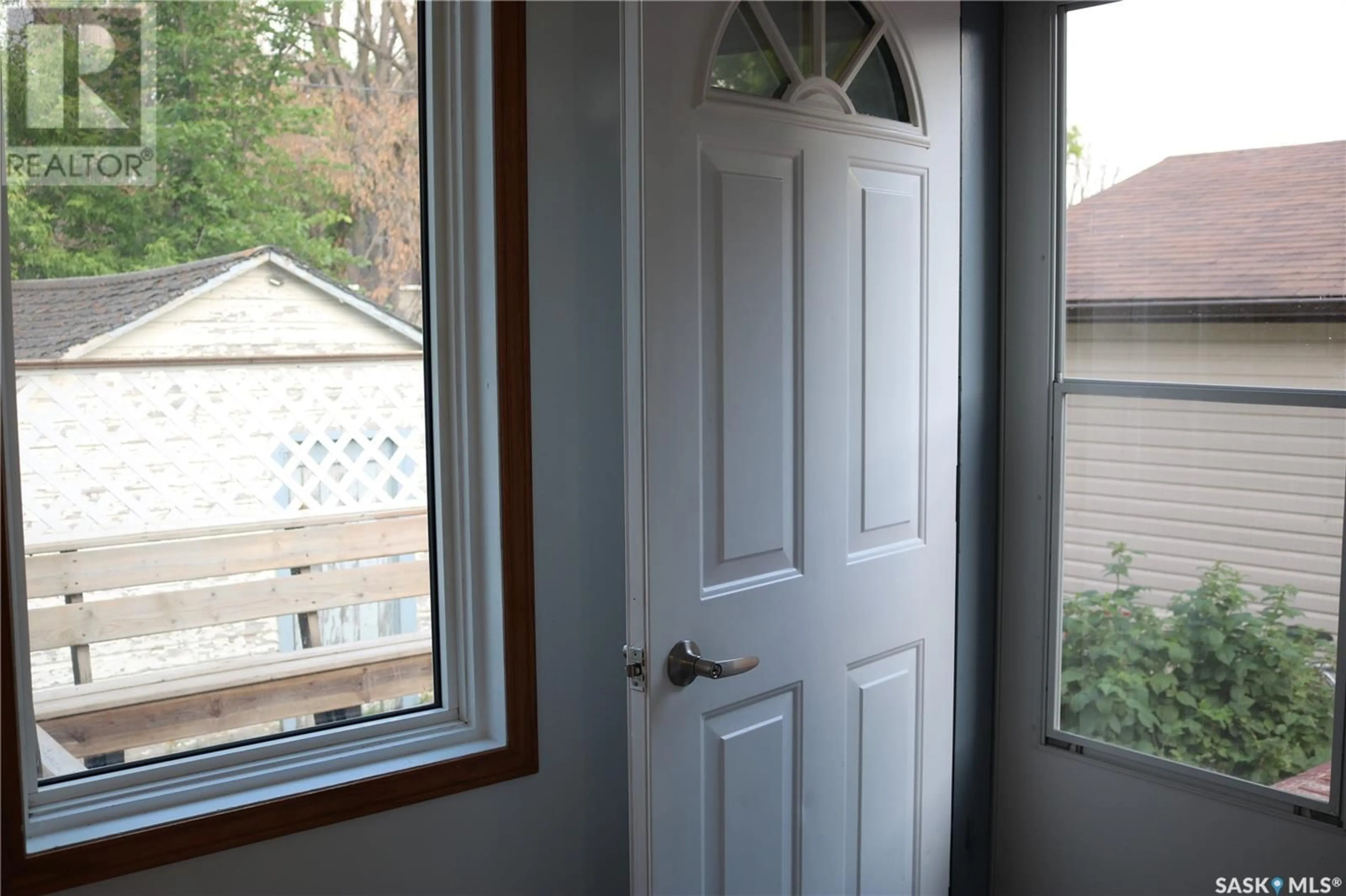 Indoor entryway for 317 4TH AVENUE, Wapella Saskatchewan S0G4Z0