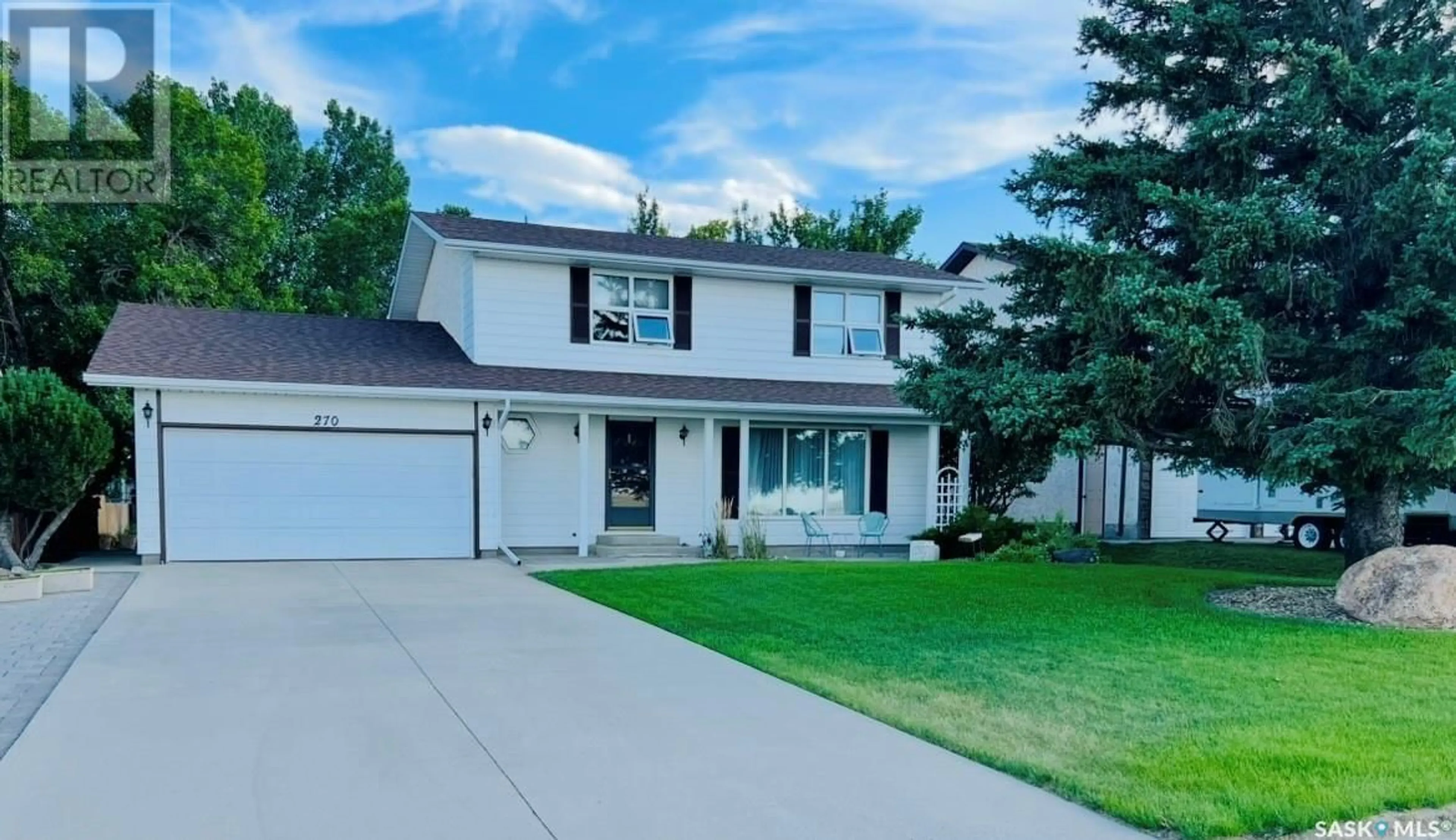 Home with vinyl exterior material, street for 270 BATTLEFORD TRAIL, Swift Current Saskatchewan S9H4J5