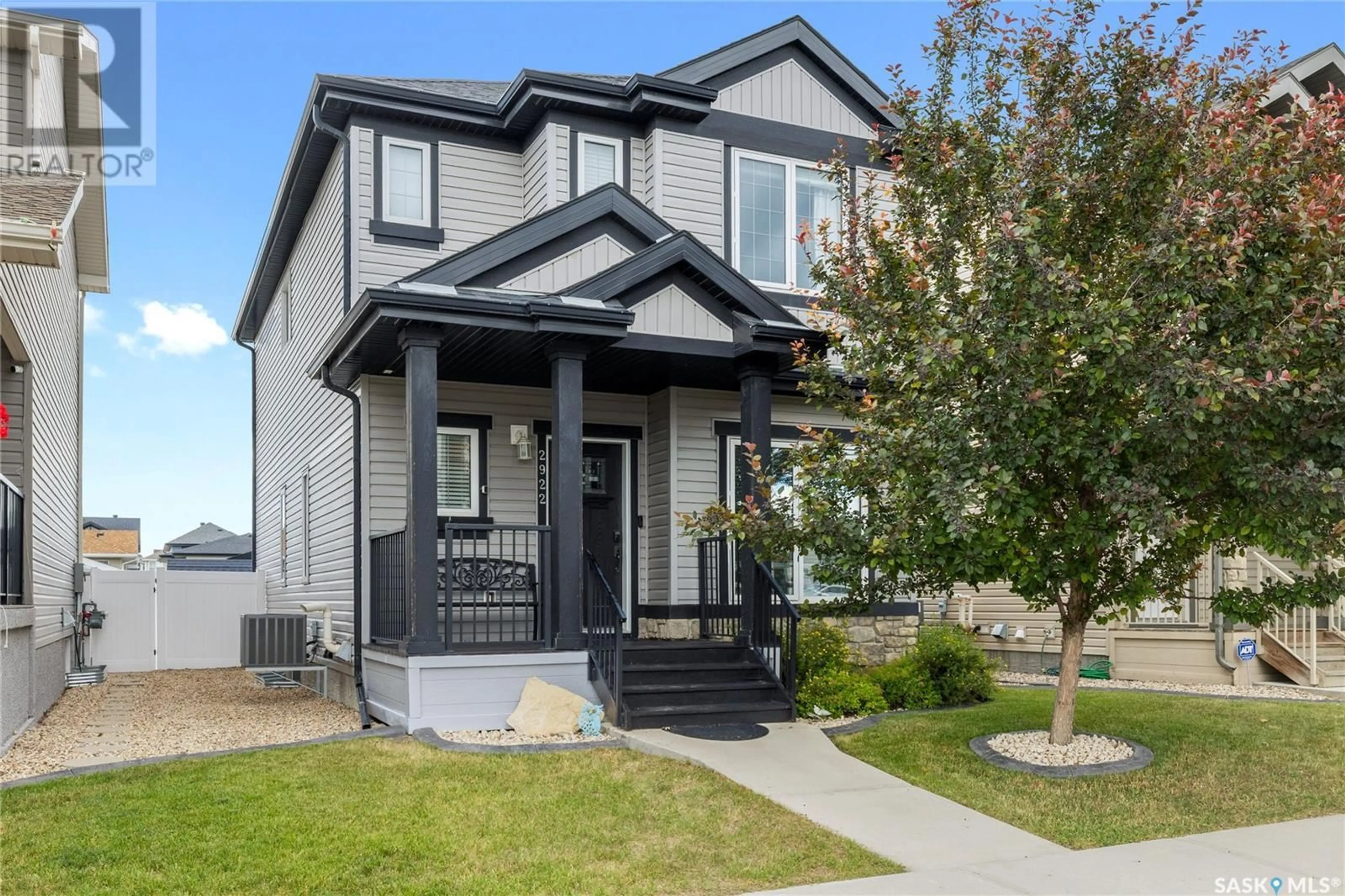 Home with vinyl exterior material, street for 2922 ELGAARD DRIVE, Regina Saskatchewan S4X0M9