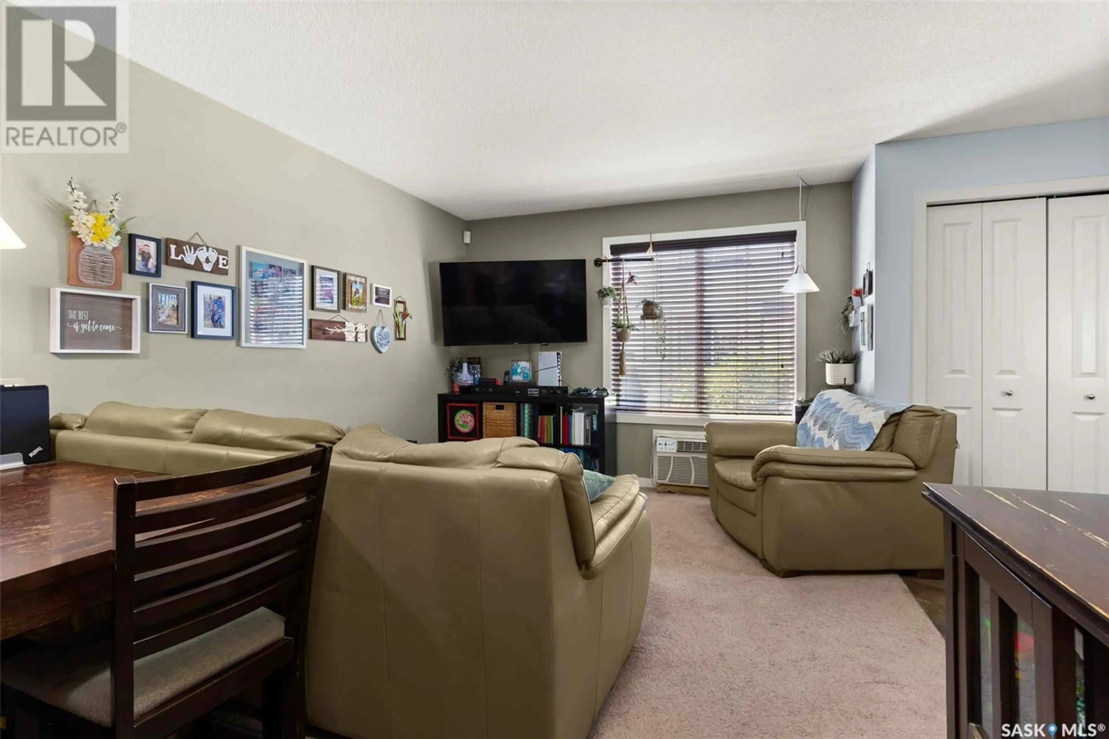 Living room with furniture, unknown for 27 - 5019 JAMES HILL ROAD, Regina Saskatchewan S4W0B9