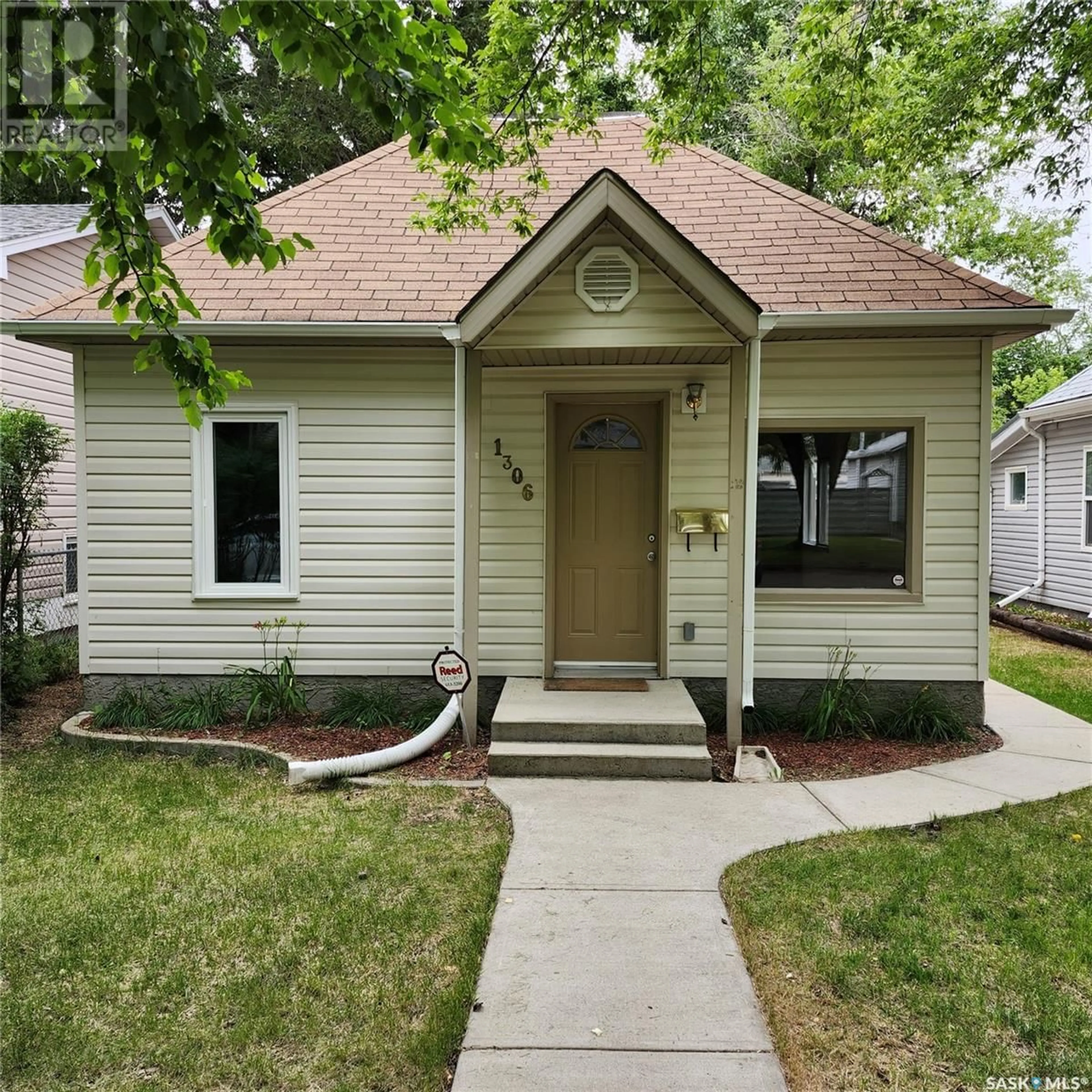 Unknown for 1306 COY AVENUE, Saskatoon Saskatchewan S7M0H4