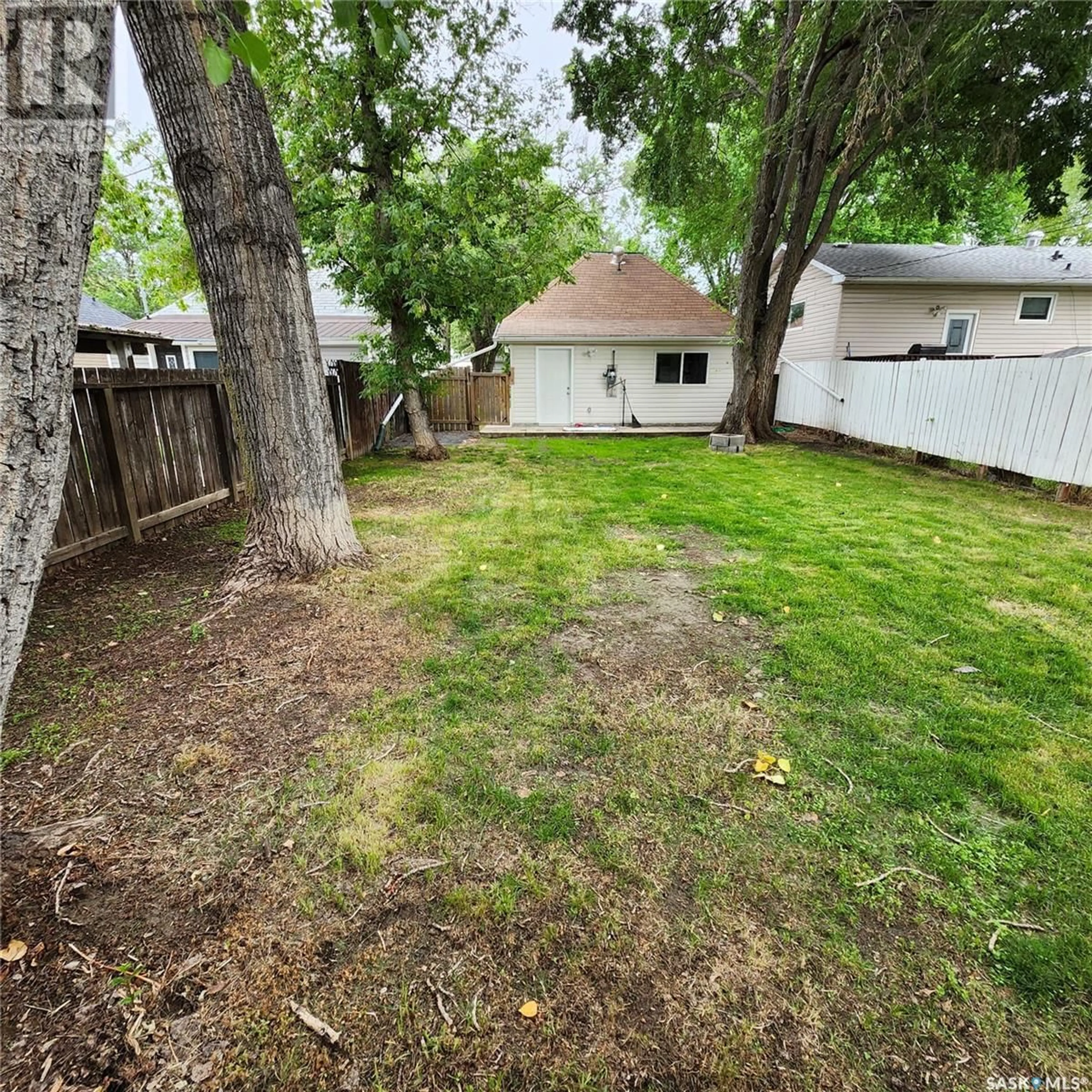 Shed for 1306 COY AVENUE, Saskatoon Saskatchewan S7M0H4