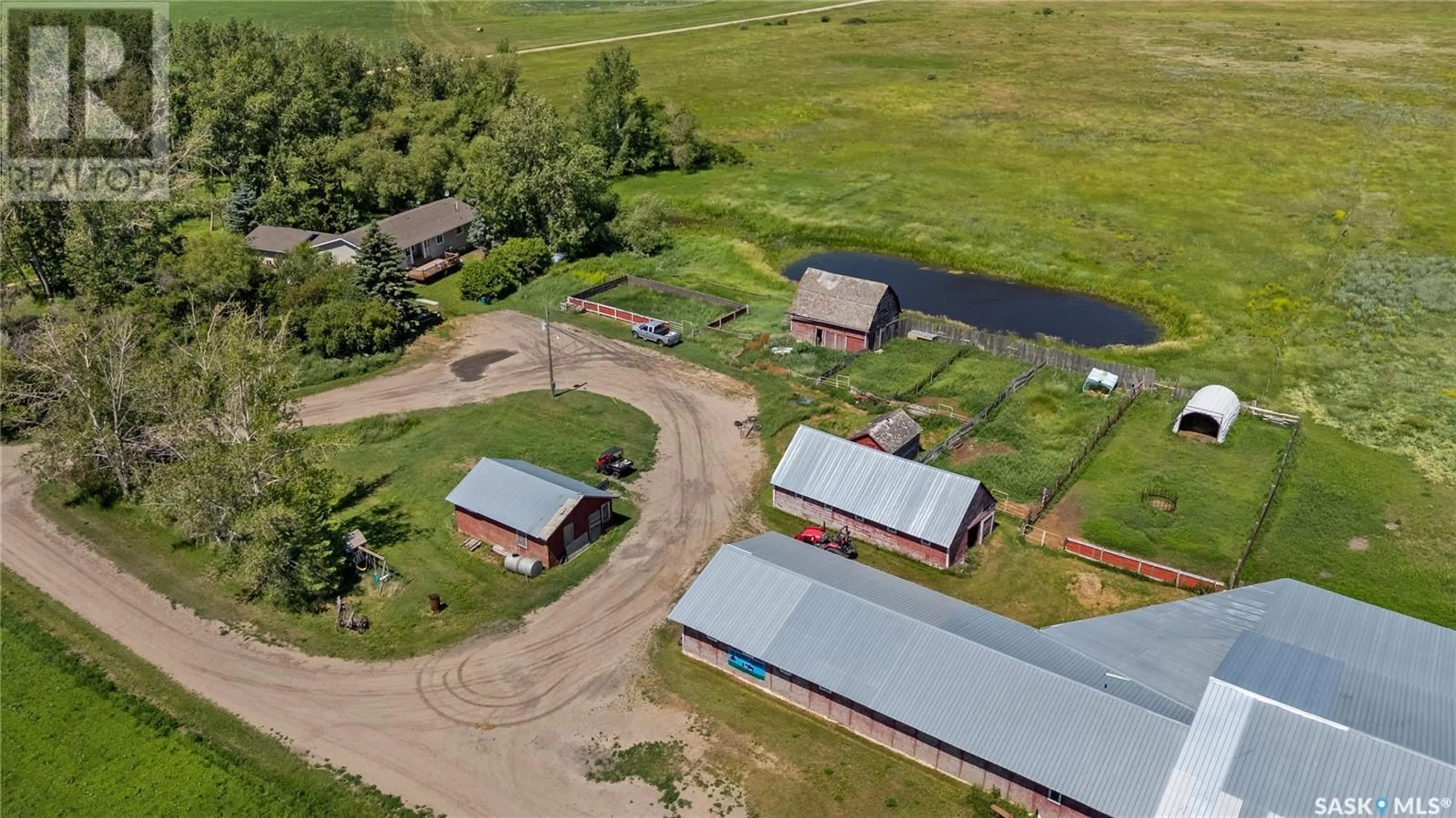 A pic from outside/outdoor area/front of a property/back of a property/a pic from drone, unknown for DALE ACREAGE, Lumsden Rm No. 189 Saskatchewan S4P2Z1
