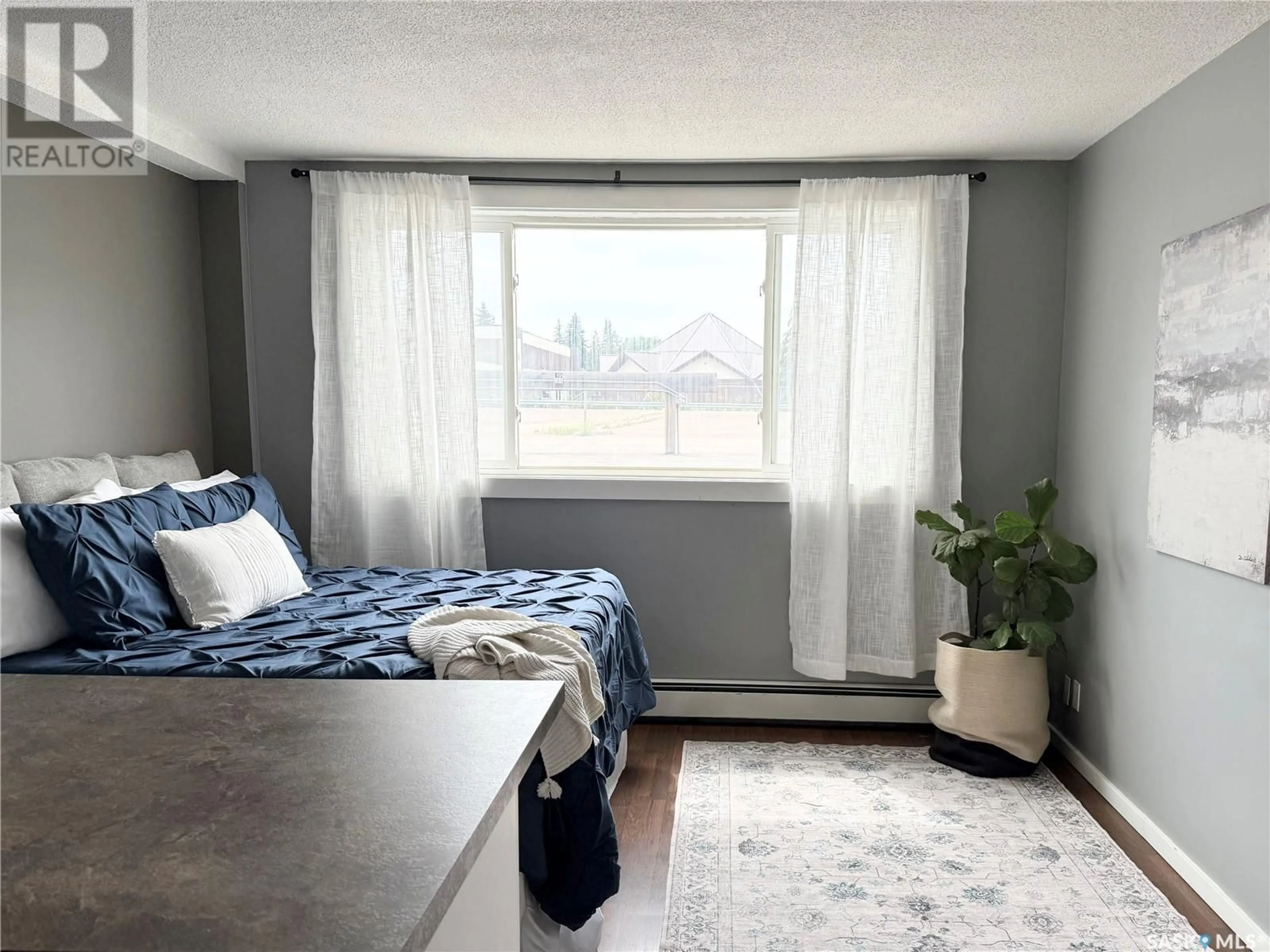 A pic of a room for 5 SUMMERS PLACE, Saskatoon Saskatchewan S7H3W4