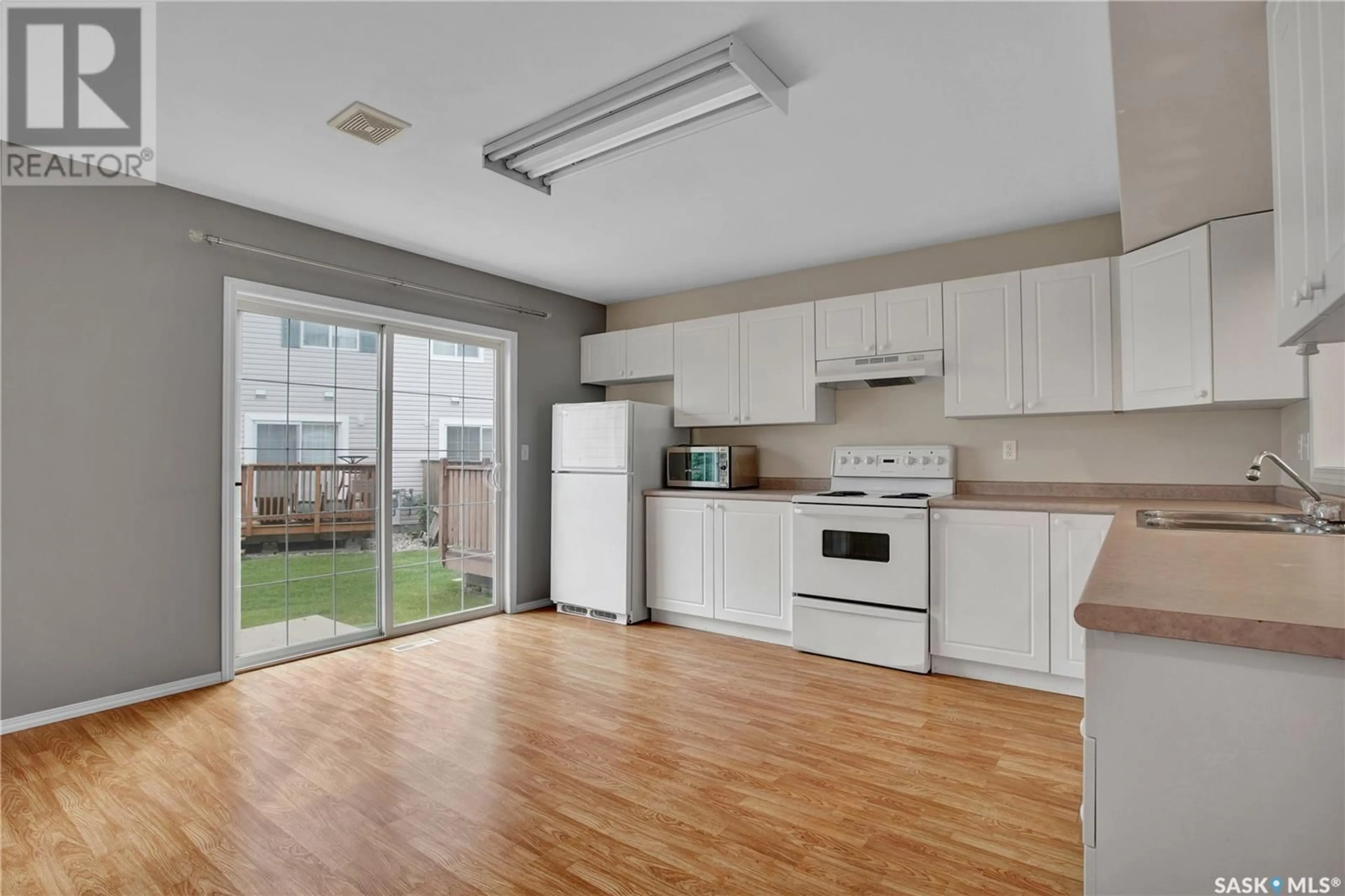 Unknown for 209 663 BECKETT CRESCENT, Saskatoon Saskatchewan S7N4X2