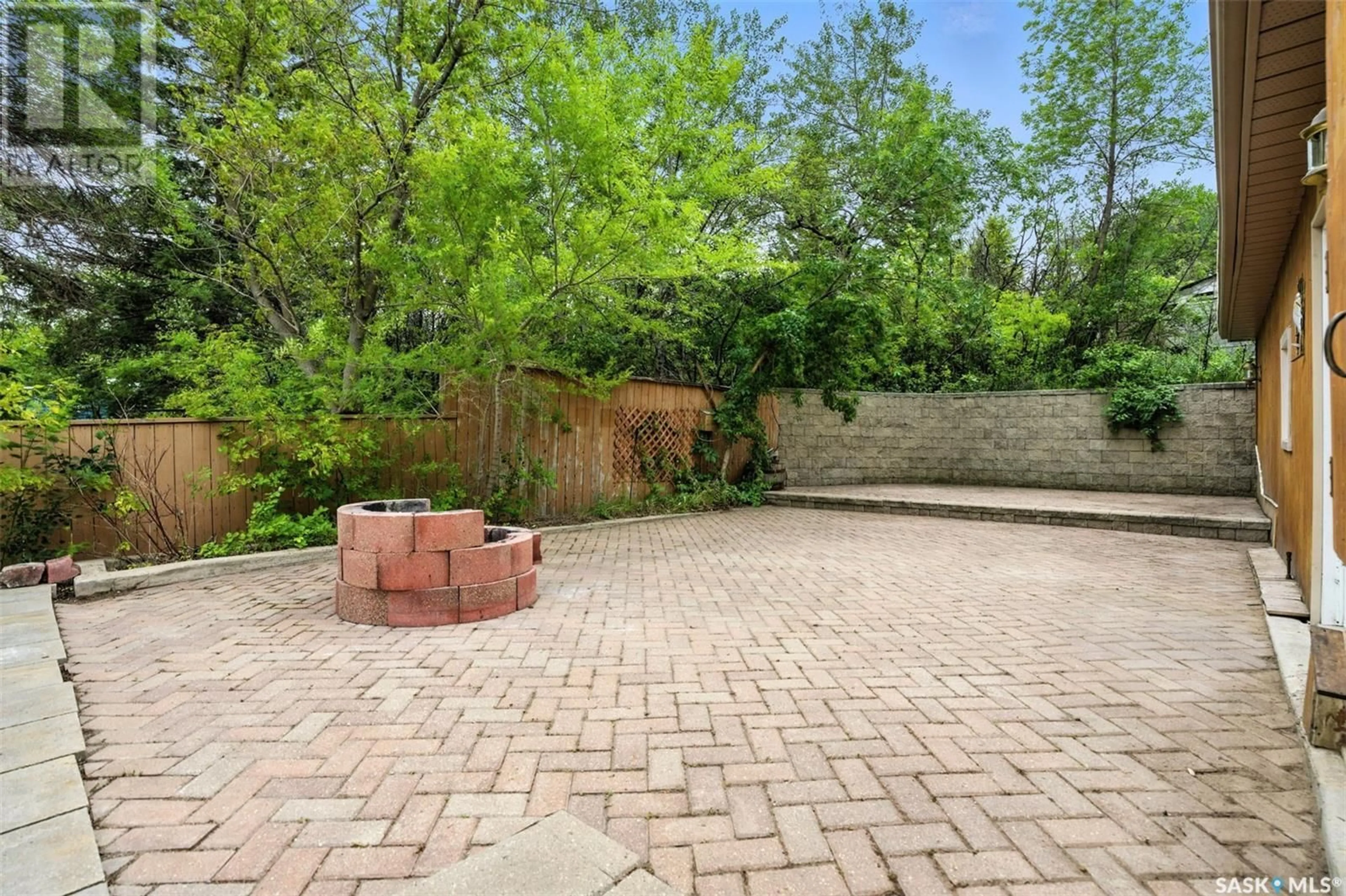 Patio, street for 306 LAKE AVENUE, Manitou Beach Saskatchewan S0K4T1