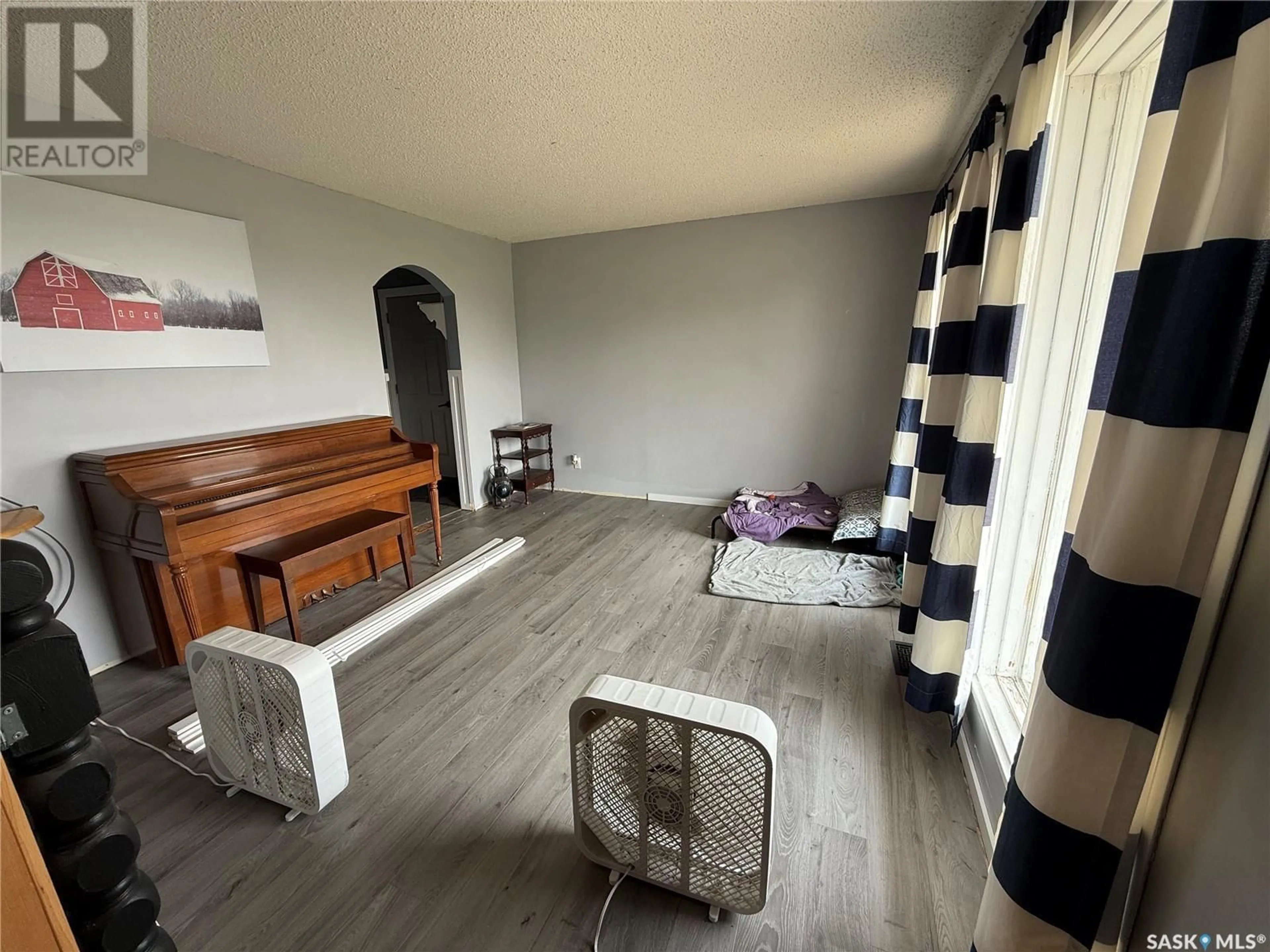 A pic of a room for Bradford/Wright ACREAGE, Vanscoy Rm No. 345 Saskatchewan S0K1V0