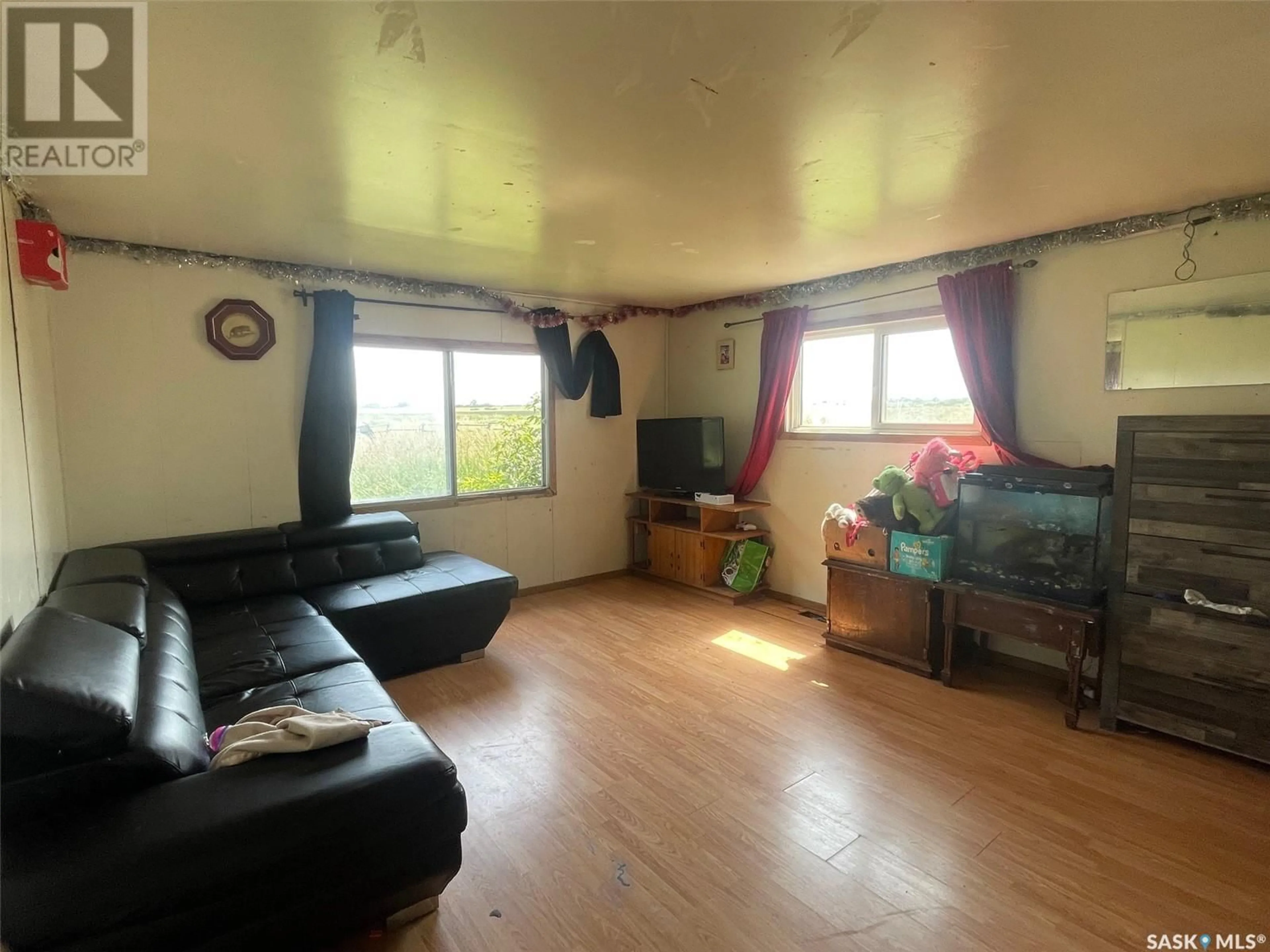 A pic of a room for 508 7TH STREET, Meadow Lake Saskatchewan S9X1J4