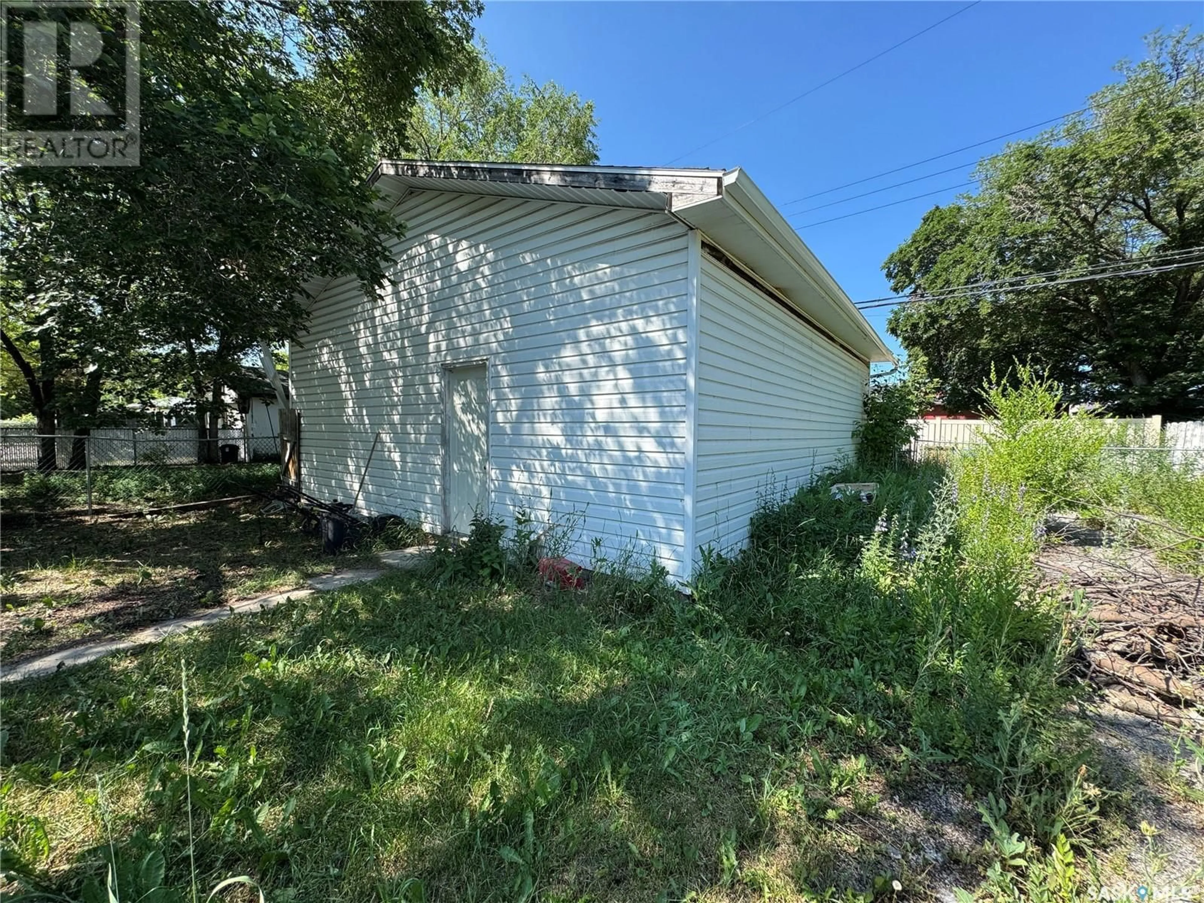 Shed for 168 SMITH STREET, Regina Saskatchewan S4R2K6