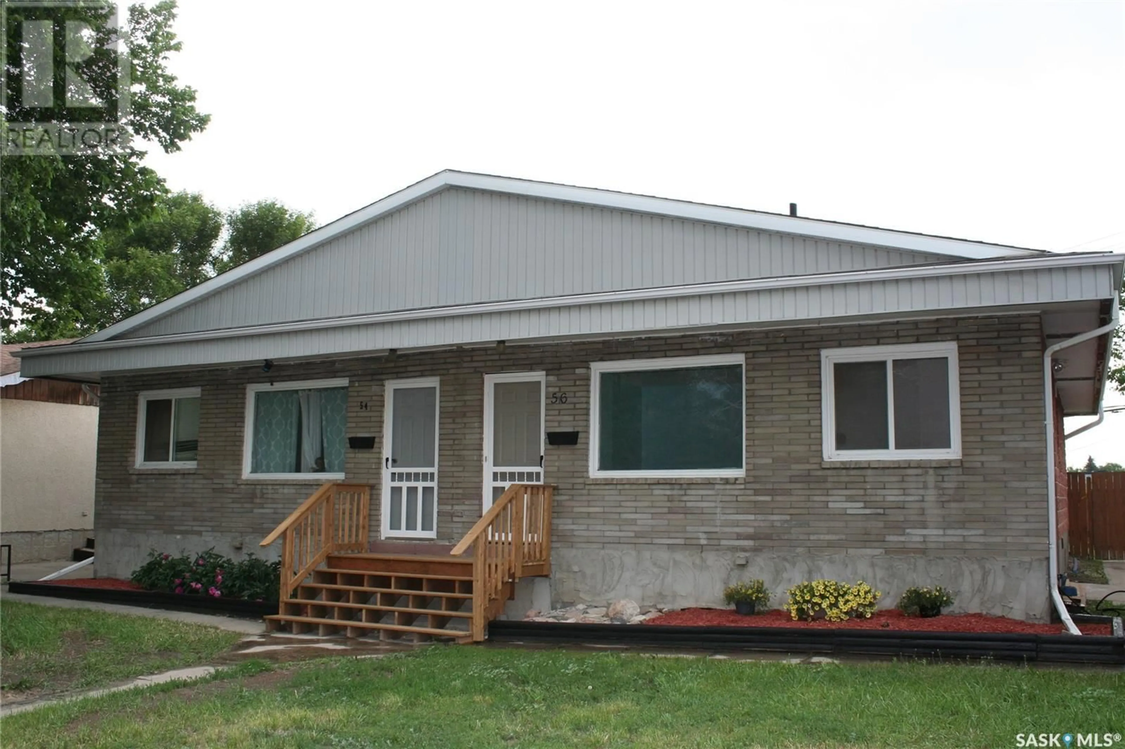 Home with vinyl exterior material, building for 54 FROOM CRESCENT, Regina Saskatchewan S4N0T9