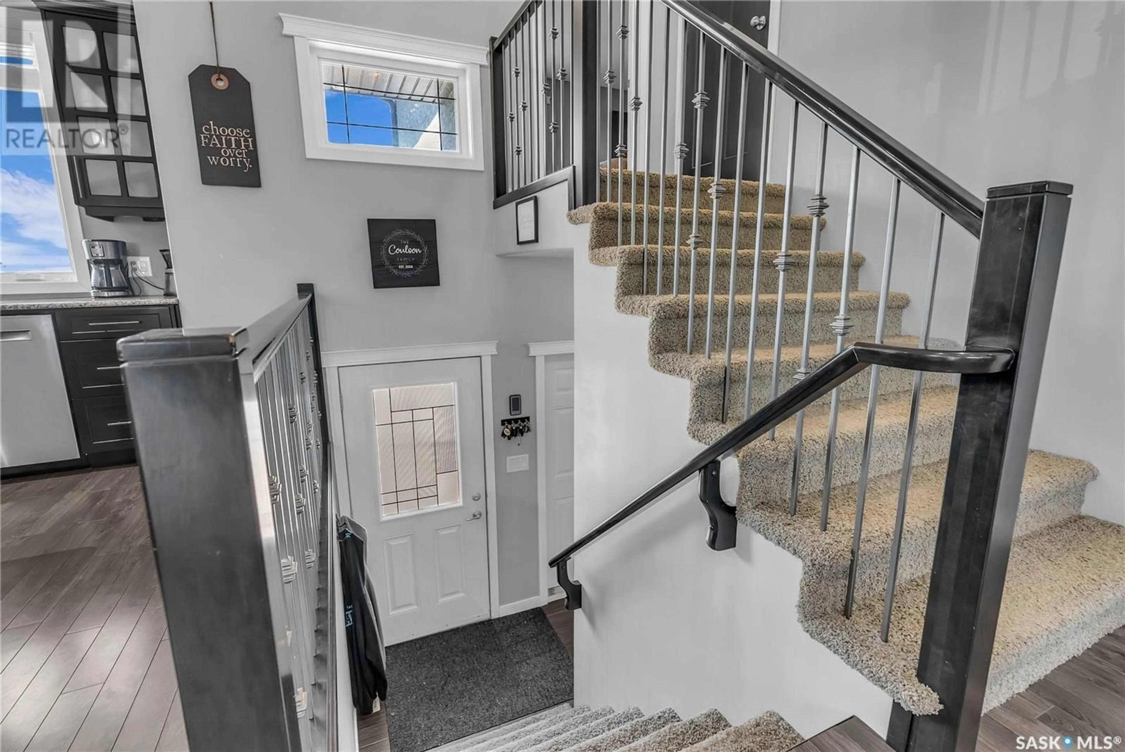 Indoor foyer for 7 WILLOW VIEW COURT, Shields Saskatchewan S7C0A3