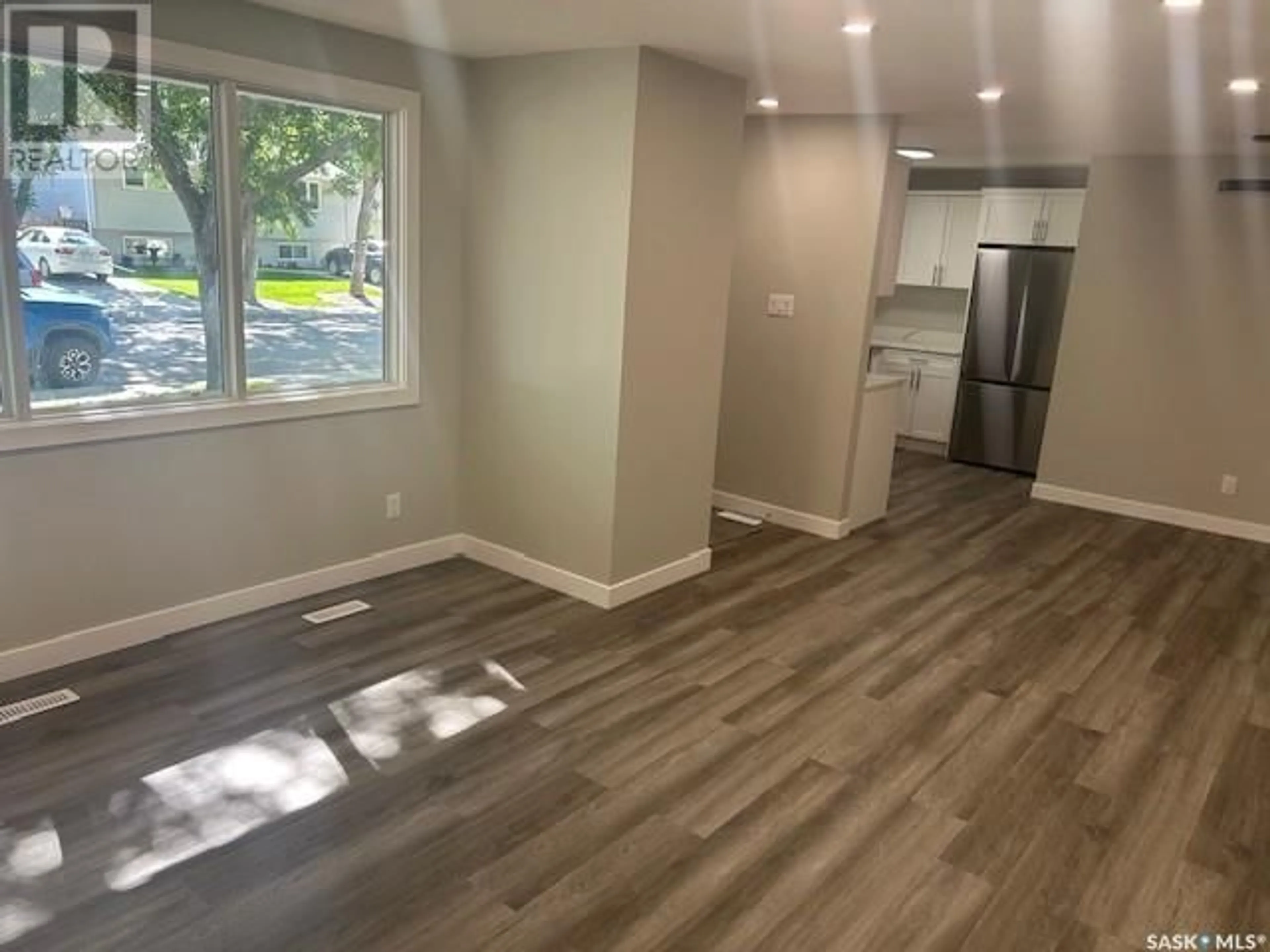 A pic of a room for 10 FISHER STREET, Regina Saskatchewan S4N1N6