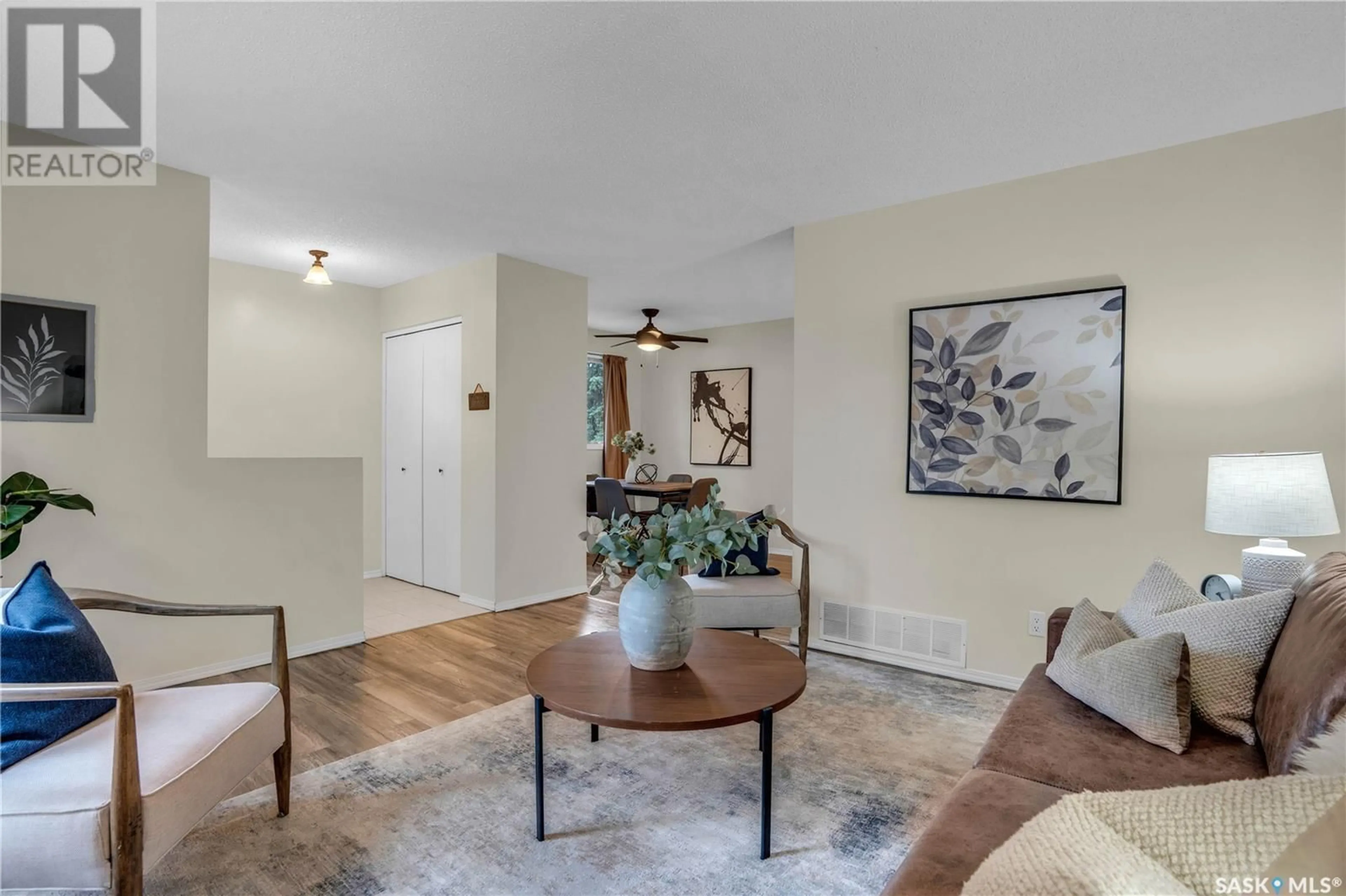 Living room with furniture, unknown for 322 MARKWELL DRIVE, Regina Saskatchewan S4X1N1