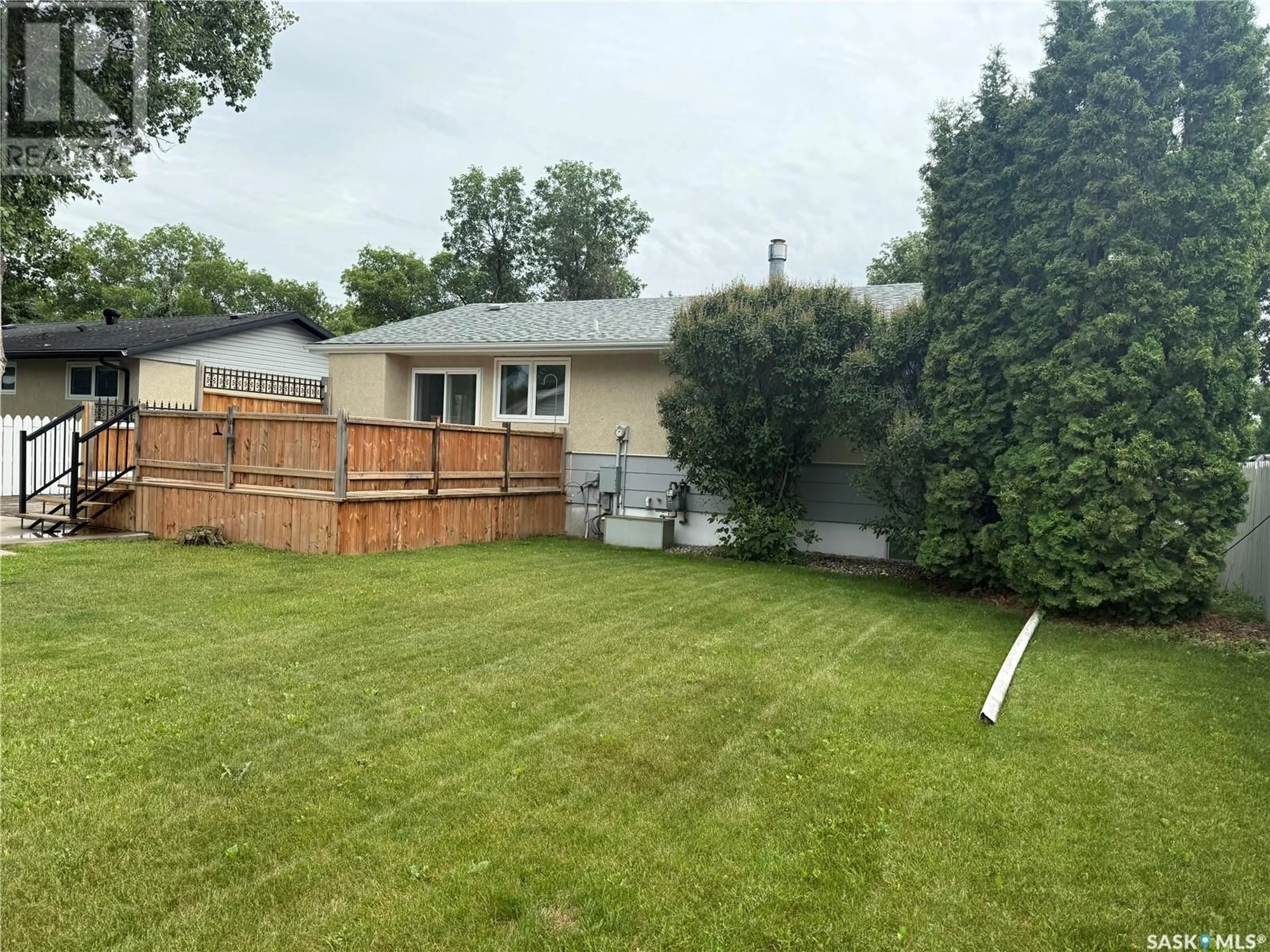 A pic from outside/outdoor area/front of a property/back of a property/a pic from drone, unknown for 1415 COTEAU AVENUE, Weyburn Saskatchewan S4H0H8