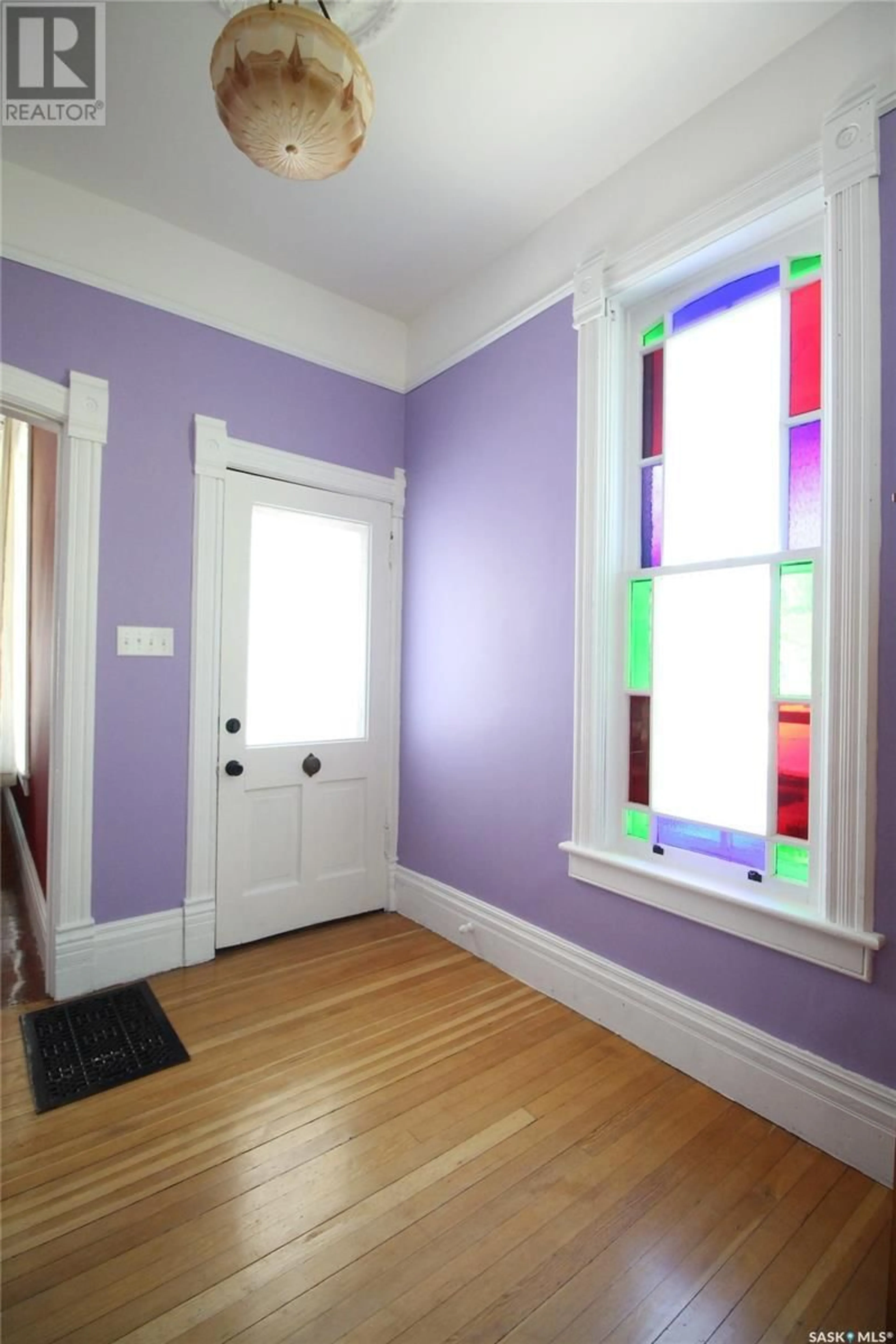 Indoor entryway for 802 WINDOVER AVENUE, Moosomin Saskatchewan S0G3N0