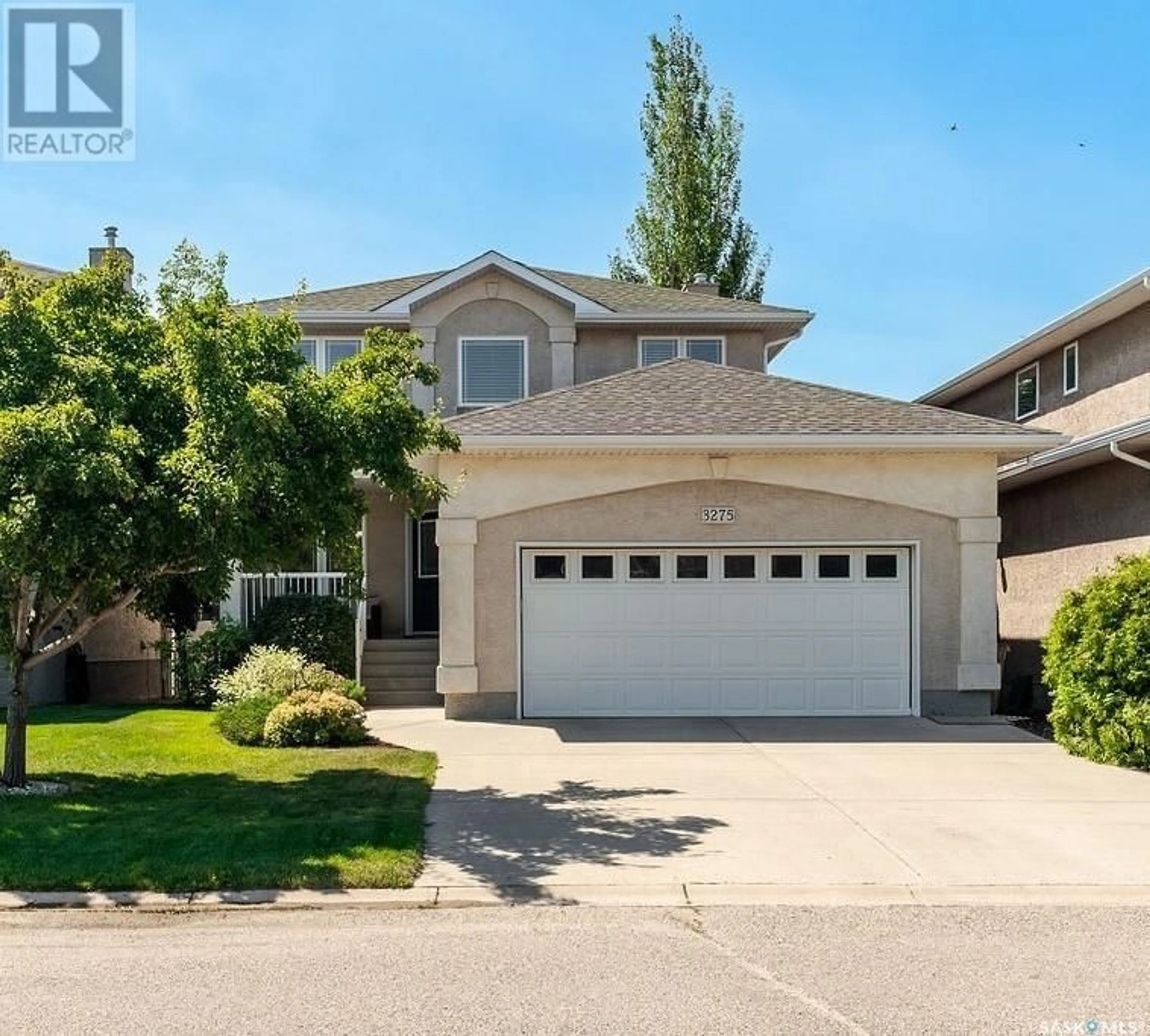 Home with vinyl exterior material, street for 3275 WINDSOR PARK CRESCENT, Regina Saskatchewan S4V3B2