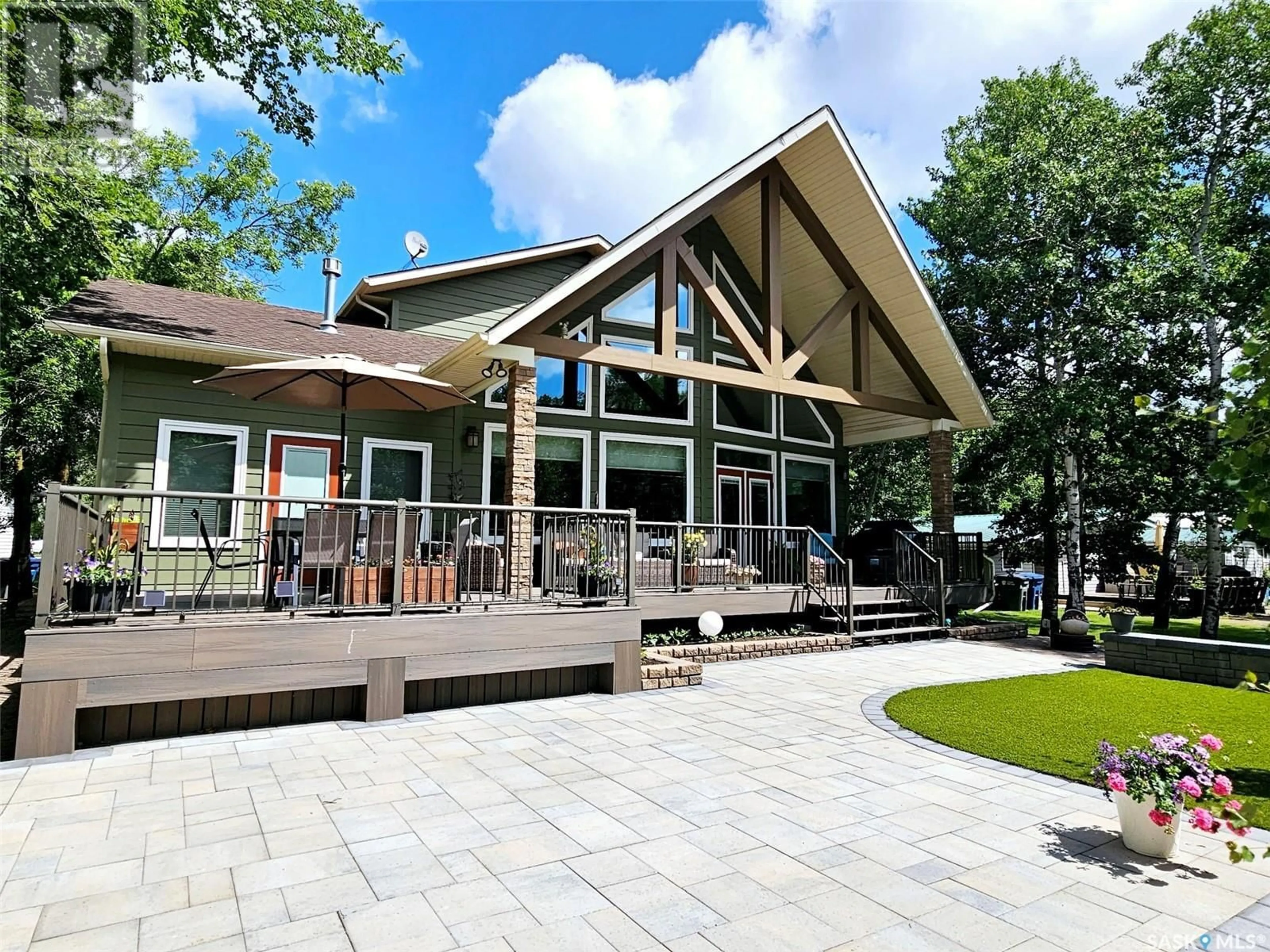 Patio, water/lake/river/ocean view for 31 CENTENNIAL CRESCENT, Moose Mountain Provincial Park Saskatchewan S0C2S0