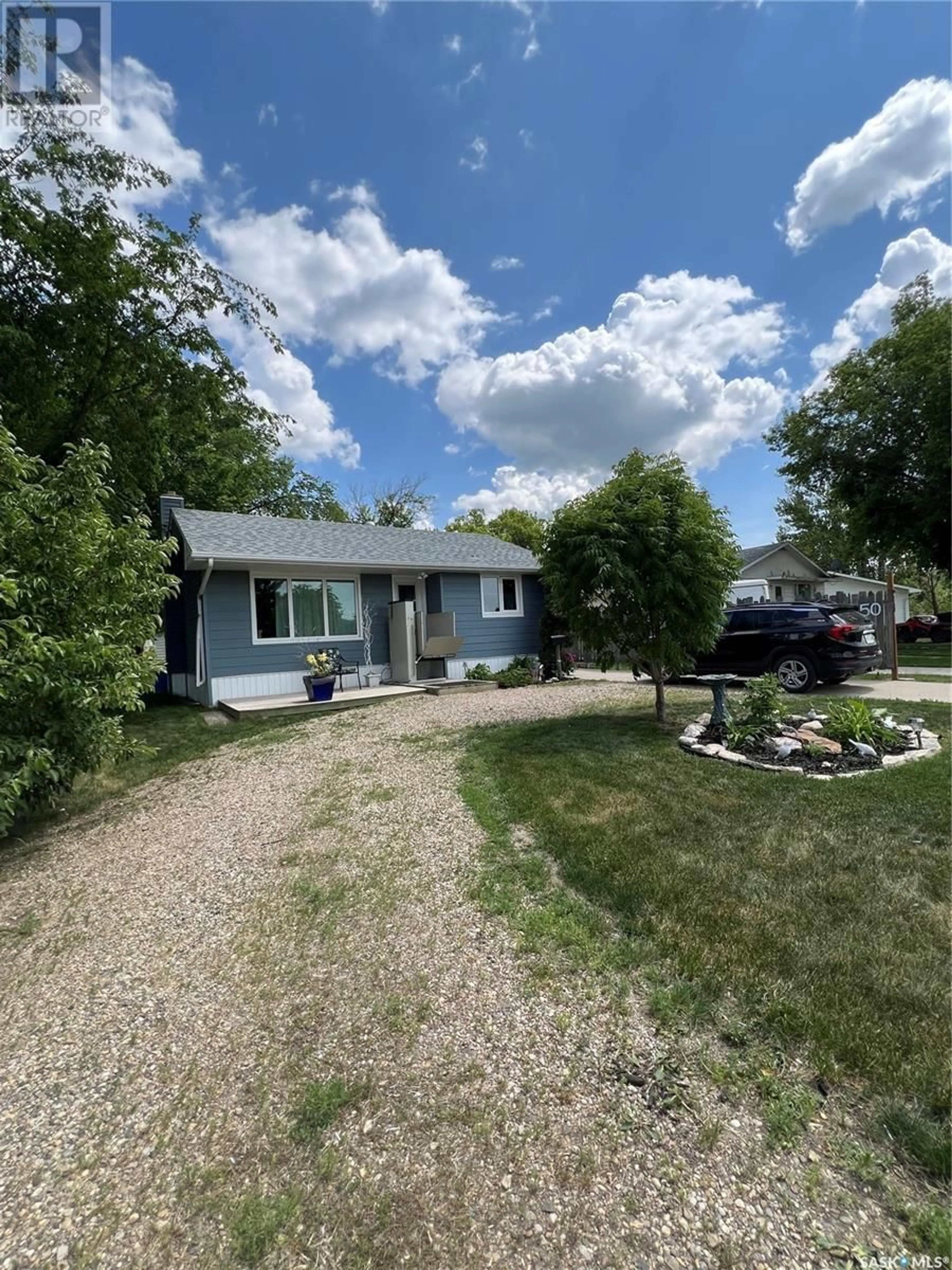 A pic from outside/outdoor area/front of a property/back of a property/a pic from drone, street for 250 5TH STREET, Wadena Saskatchewan S0A4J0