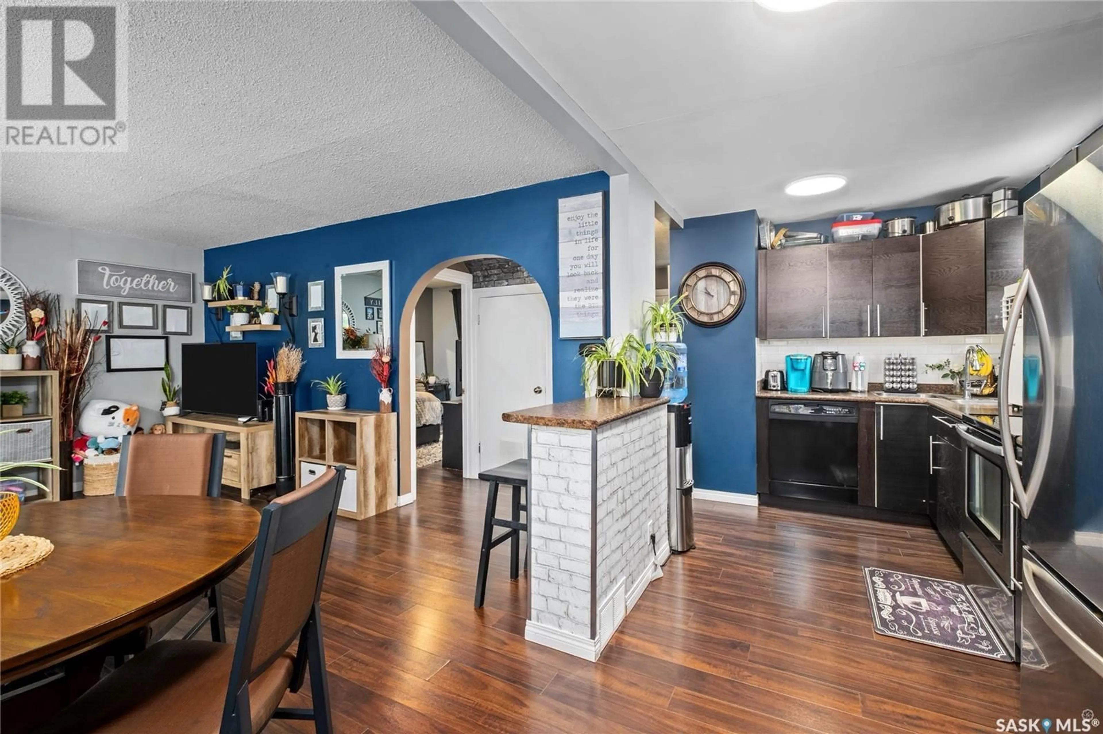 Open concept kitchen, unknown for 906 1ST STREET, Prince Albert Saskatchewan S6V0C4
