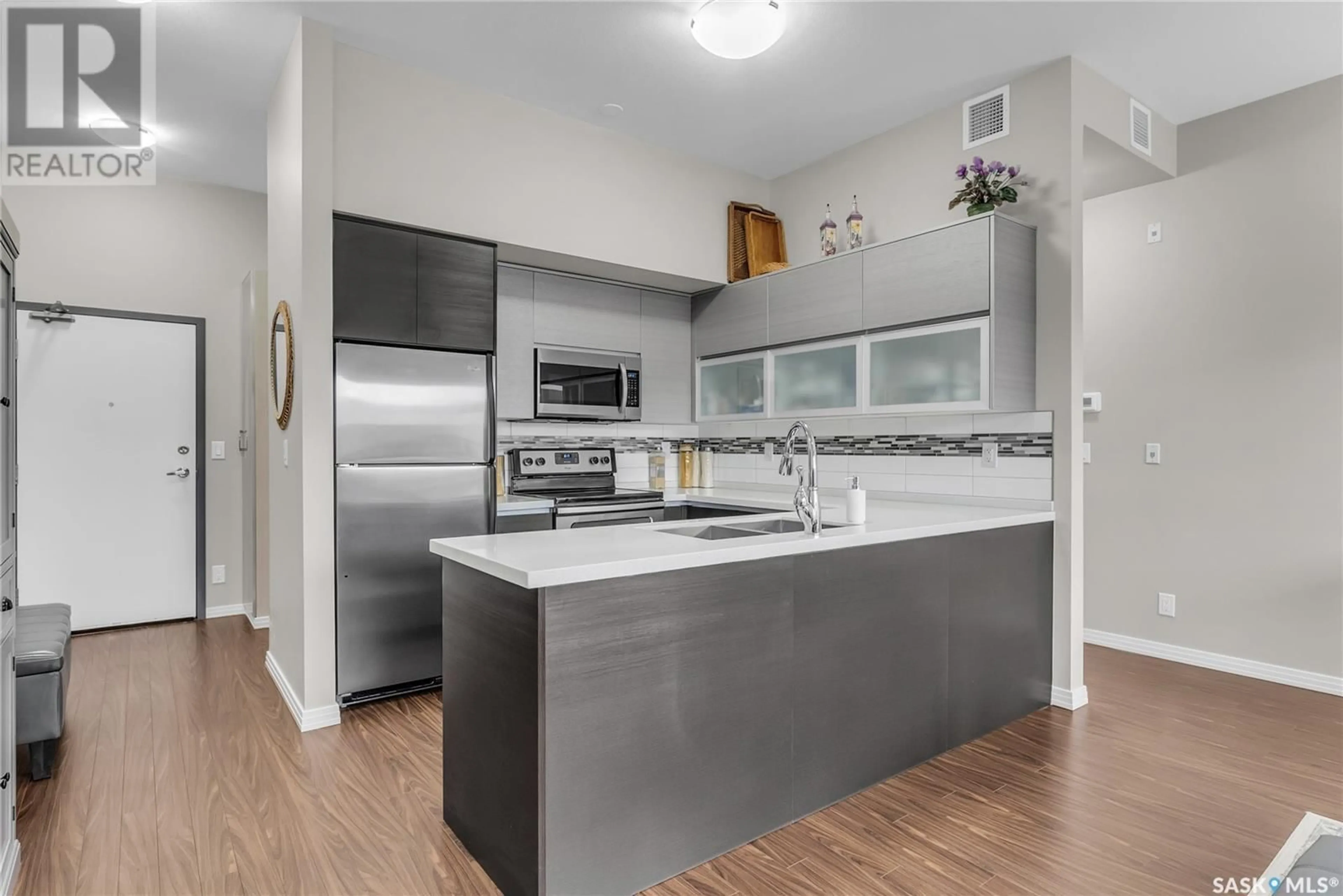 Open concept kitchen, unknown for 225 - 315 MANINGAS BEND, Saskatoon Saskatchewan S7W0P9