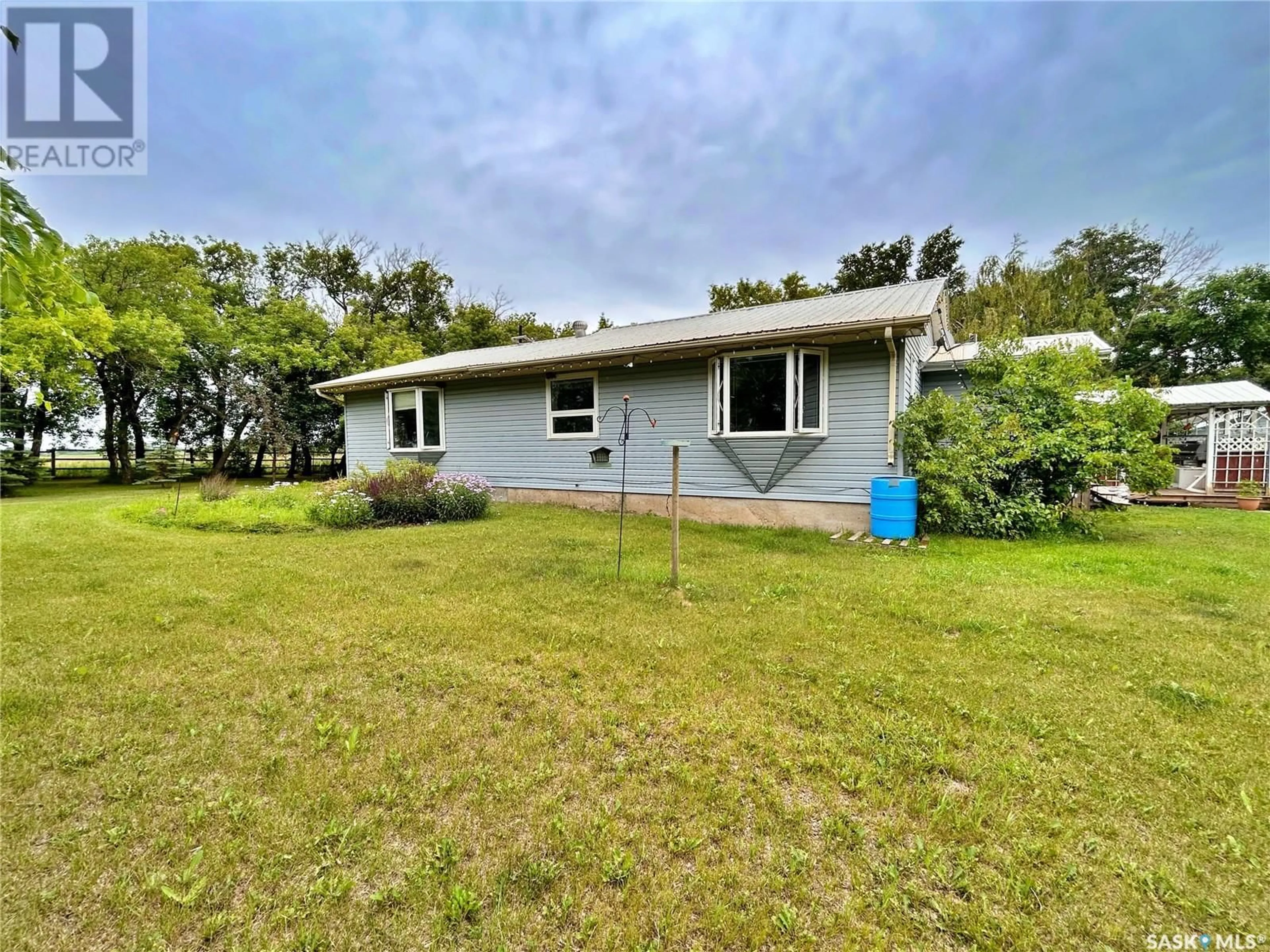 A pic from outside/outdoor area/front of a property/back of a property/a pic from drone, unknown for LINCOLN ACREAGE, Wawken Rm No. 93 Saskatchewan S0G5A0
