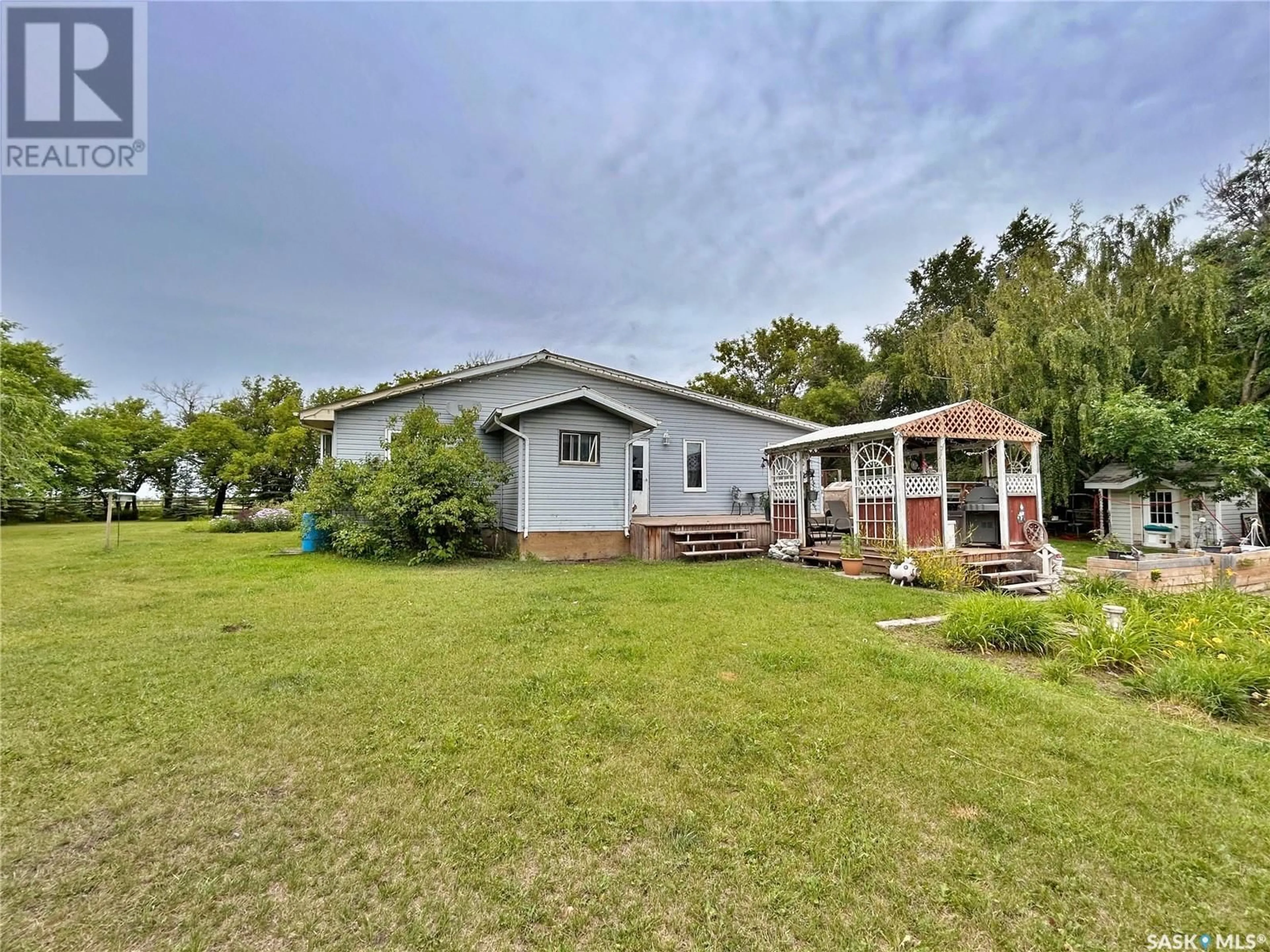 A pic from outside/outdoor area/front of a property/back of a property/a pic from drone, water/lake/river/ocean view for LINCOLN ACREAGE, Wawken Rm No. 93 Saskatchewan S0G5A0