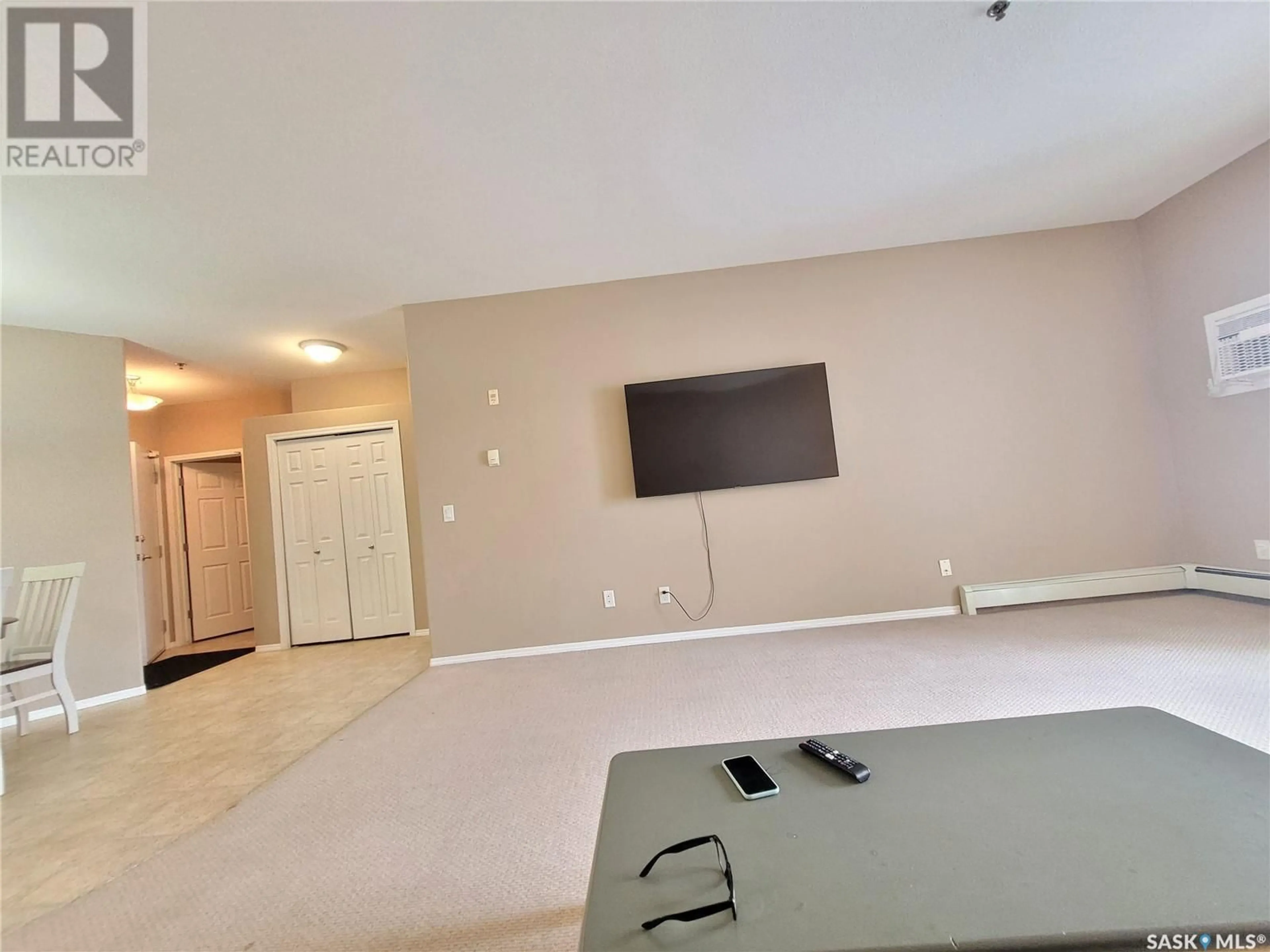 A pic of a room for 200 - 302 NELSON ROAD, Saskatoon Saskatchewan S7S1N9