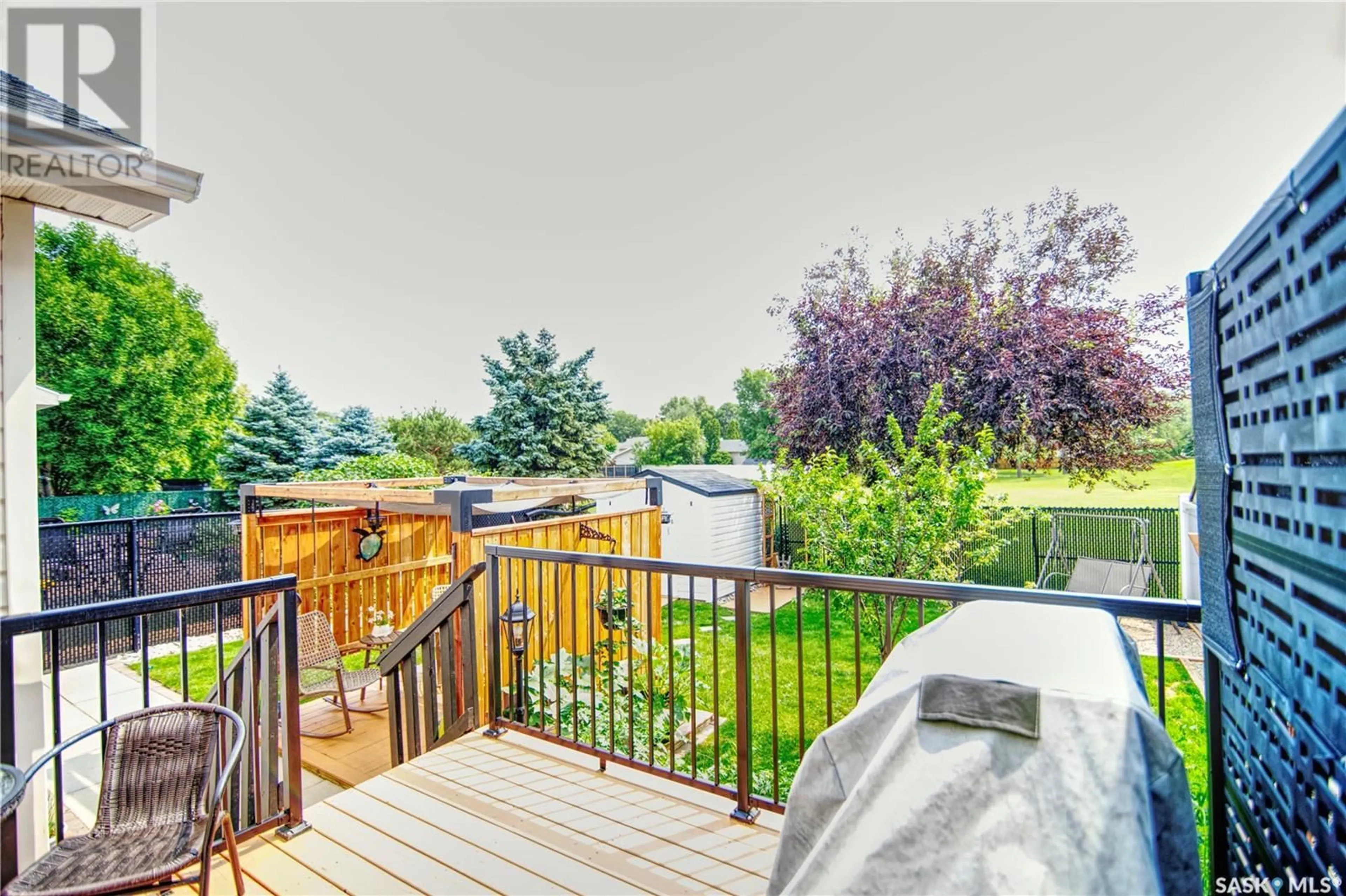 Patio, water/lake/river/ocean view for 4907 JUNIPER DRIVE, Regina Saskatchewan S4X4N8