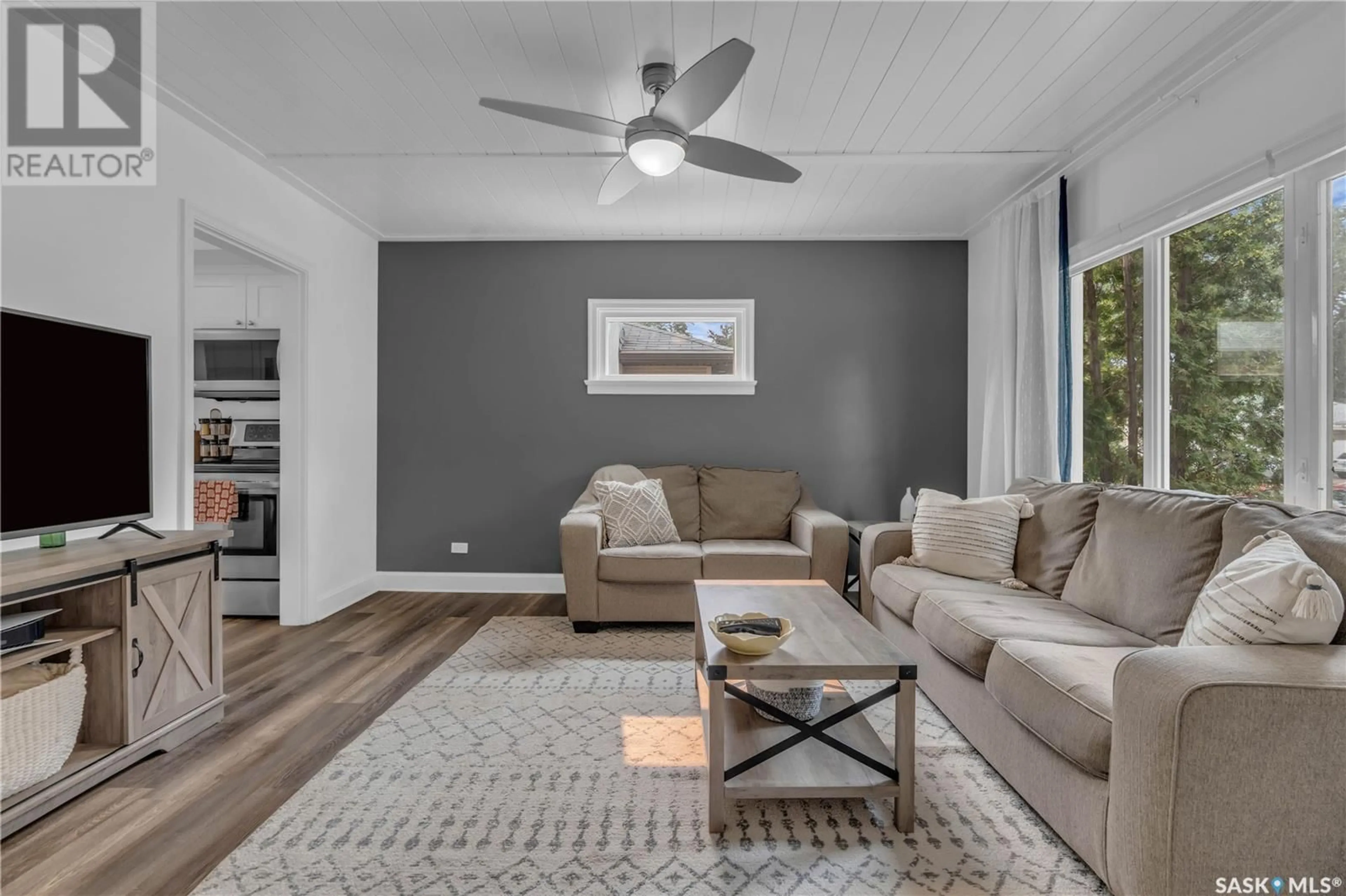 Living room with furniture, unknown for 2709 THORNTON AVENUE, Regina Saskatchewan S4S1J2