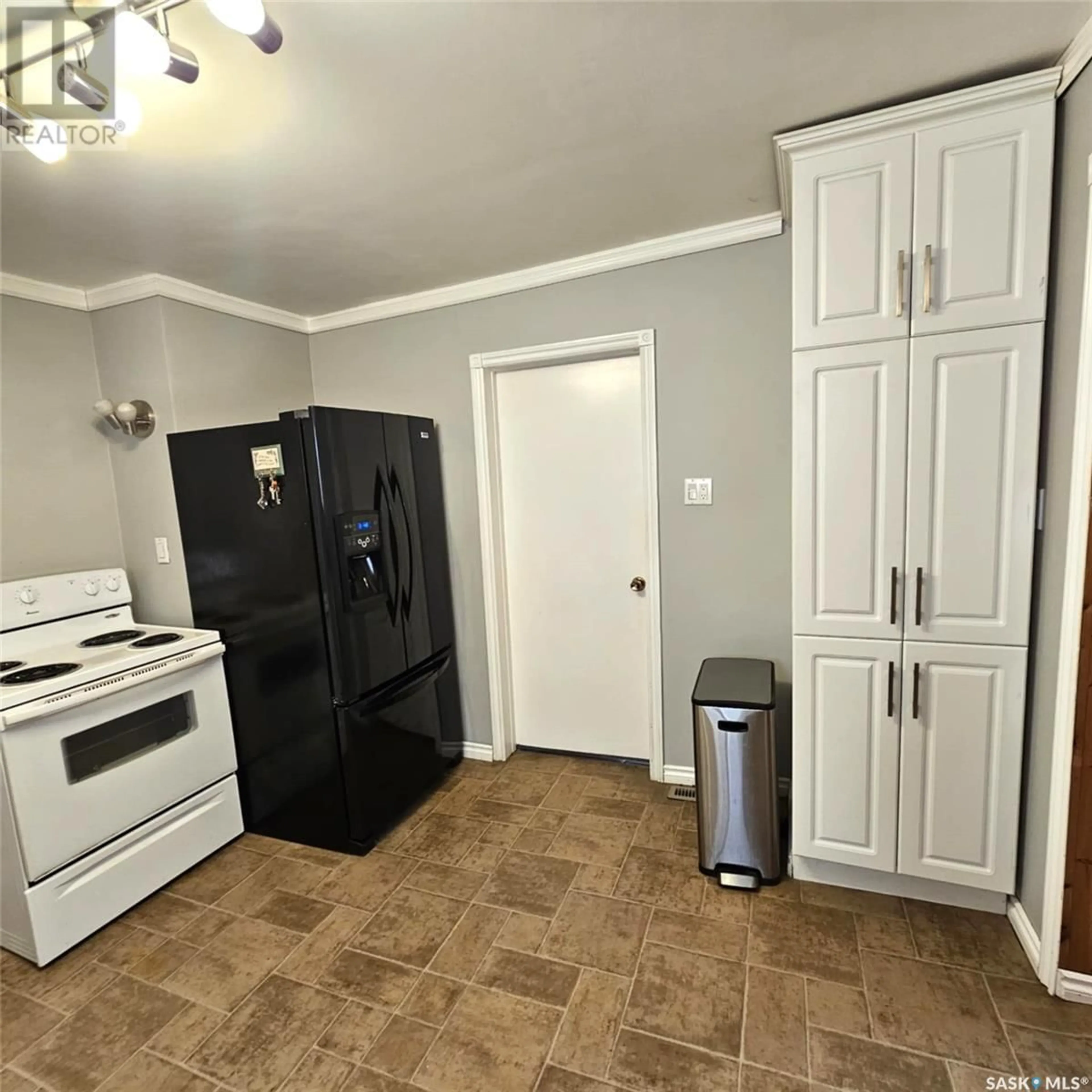Unknown for 2344 EDGAR STREET, Regina Saskatchewan S4N3L1