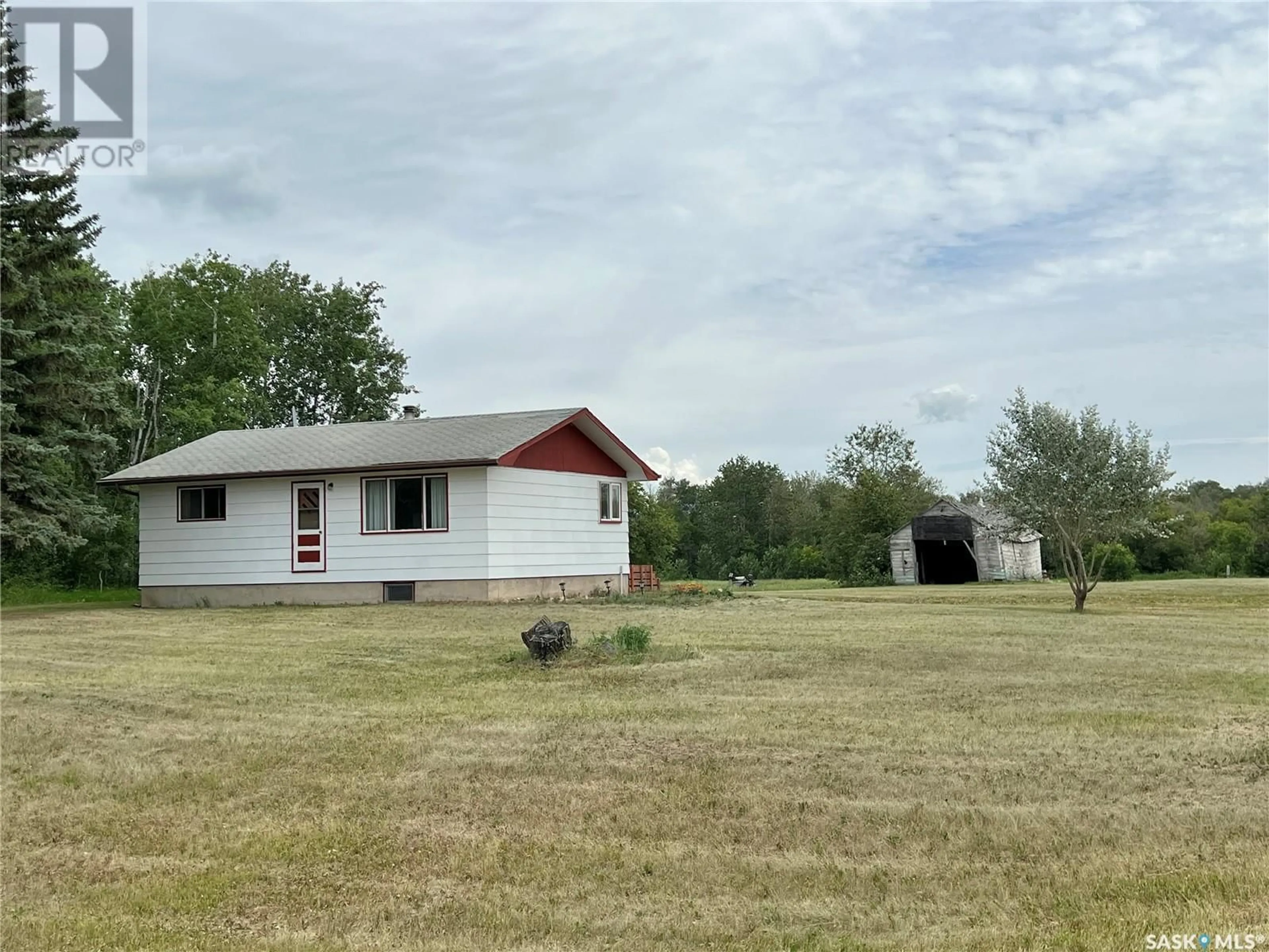 A pic from outside/outdoor area/front of a property/back of a property/a pic from drone, unknown for 78 HILL ACREAGE, Porcupine Rm No. 395 Saskatchewan S0E1H0