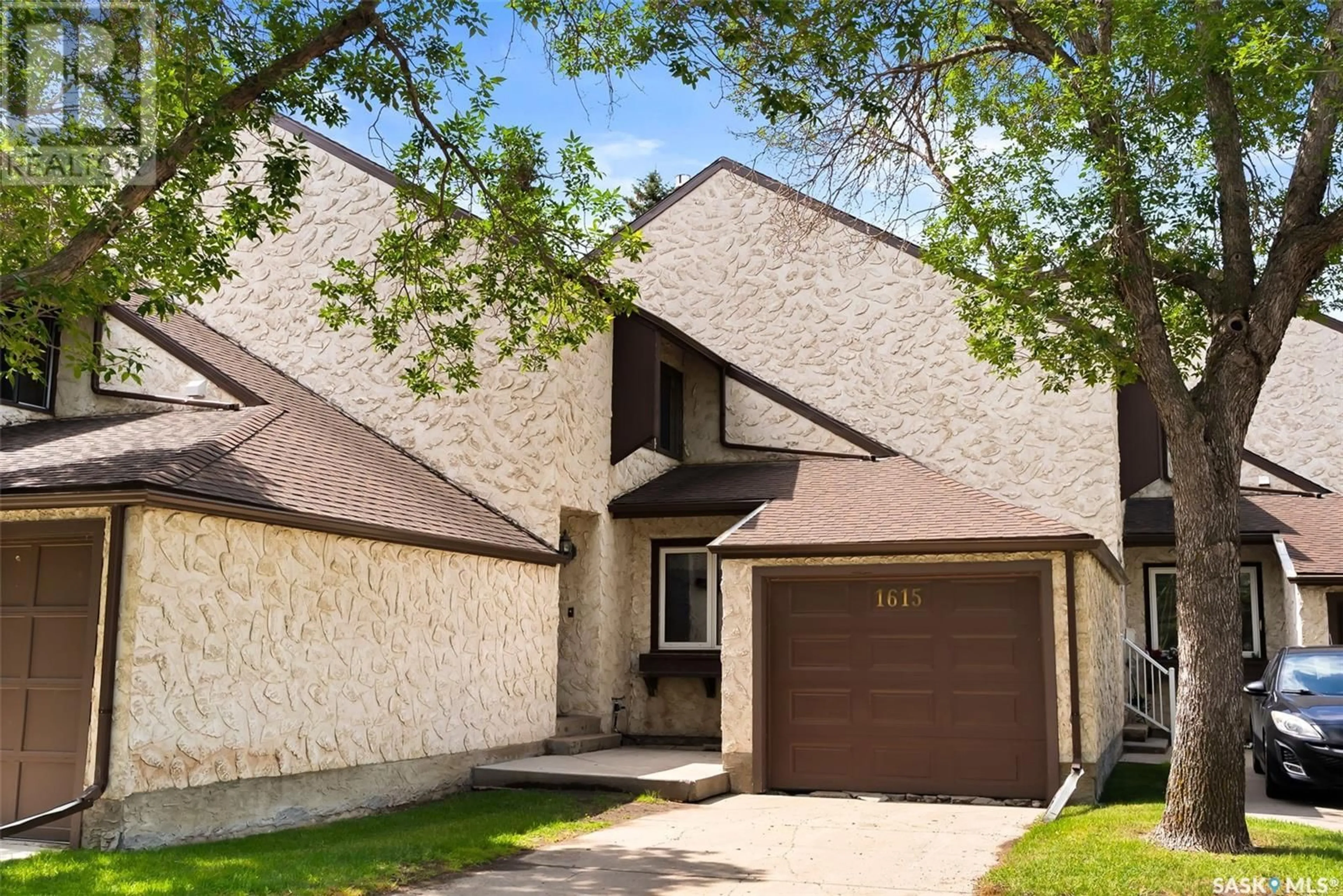 Unknown for 1615 23RD AVENUE, Regina Saskatchewan S4S5Z9