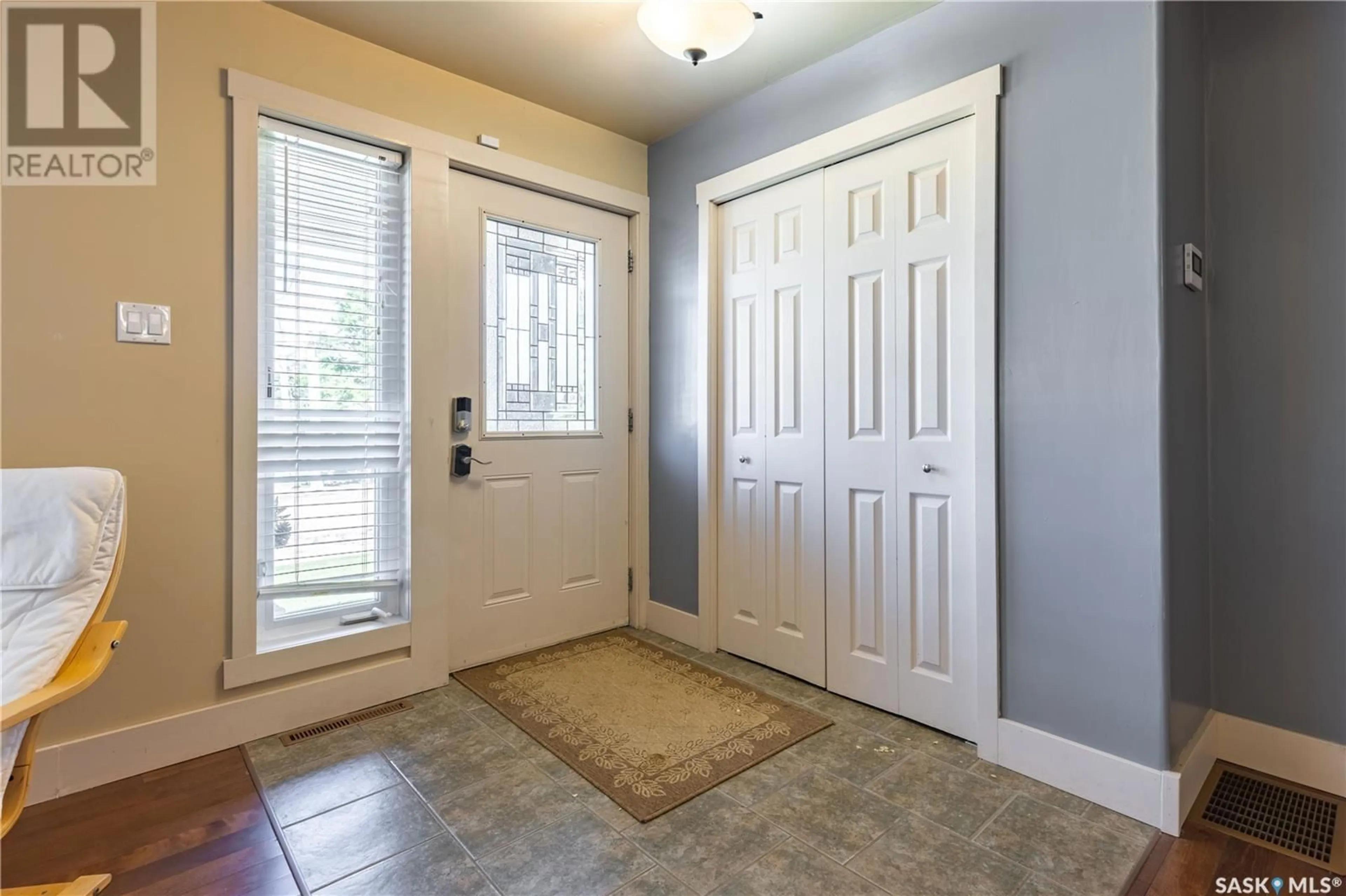 Indoor entryway for 607 1ST STREET, Kenaston Saskatchewan S0G2N0