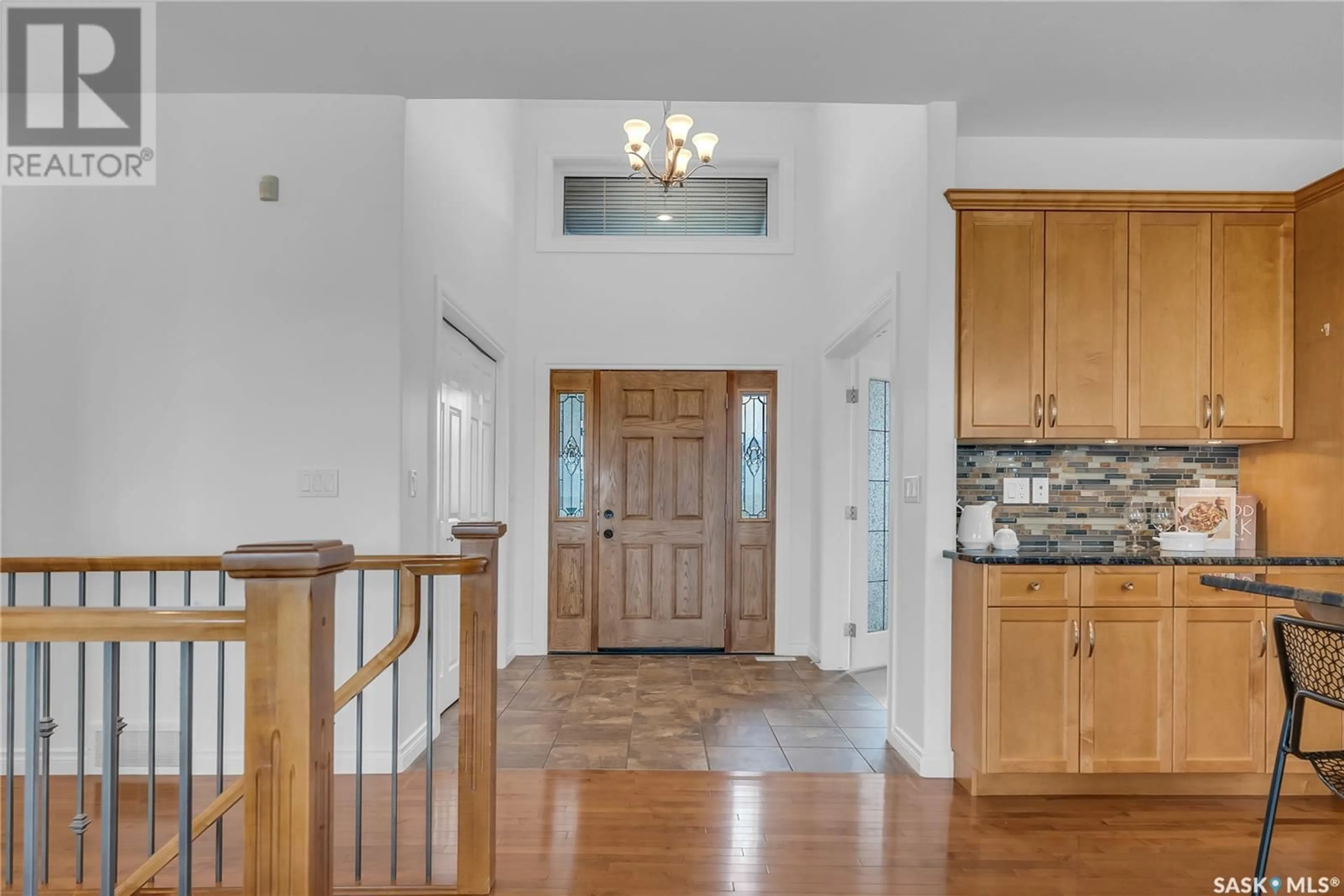 Indoor entryway for 247 BEECHDALE COURT, Saskatoon Saskatchewan S7V0A4
