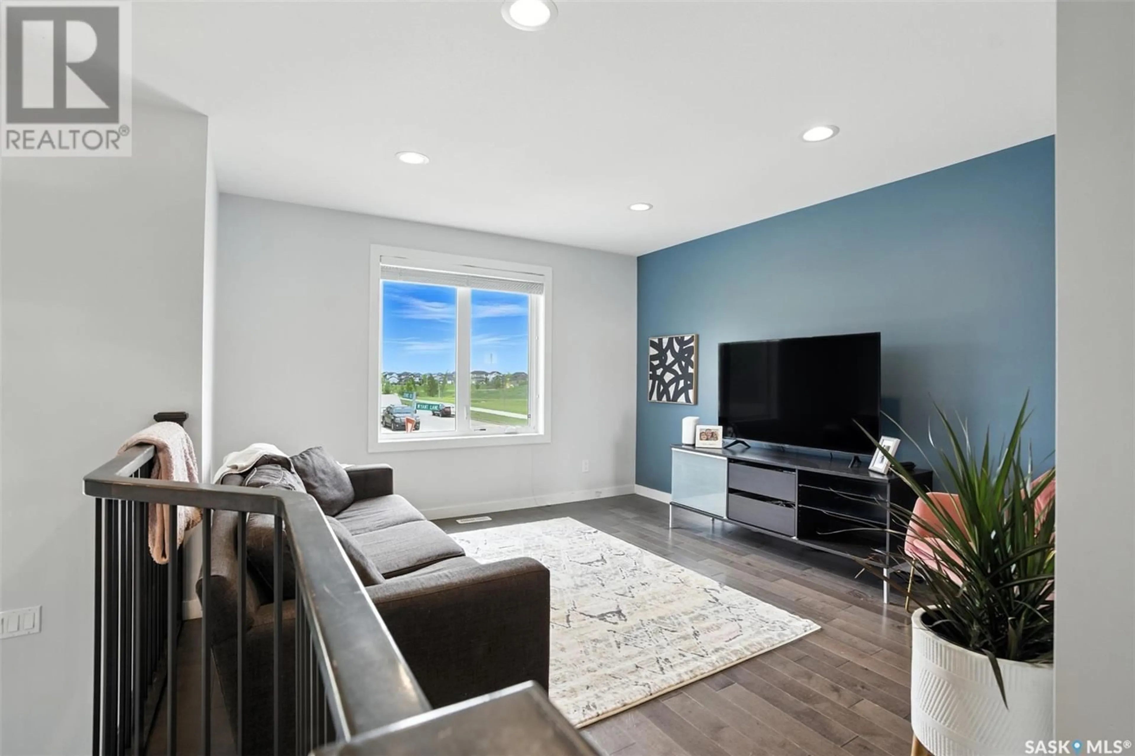 Living room with furniture, unknown for 299 WYANT LANE, Saskatoon Saskatchewan S7W0L3