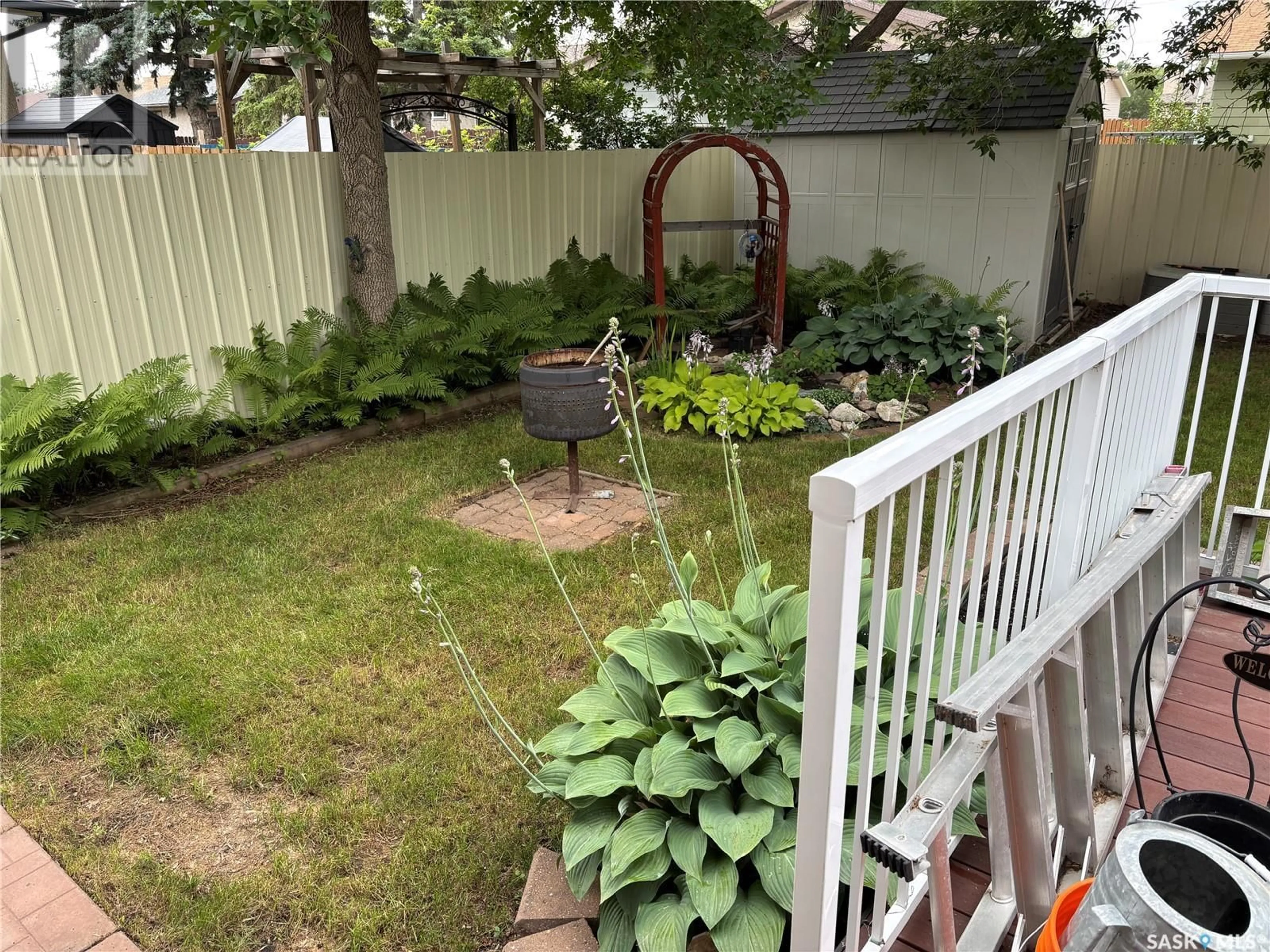 Patio, street for 26 JOYCE CRESCENT, Regina Saskatchewan S4N5G3