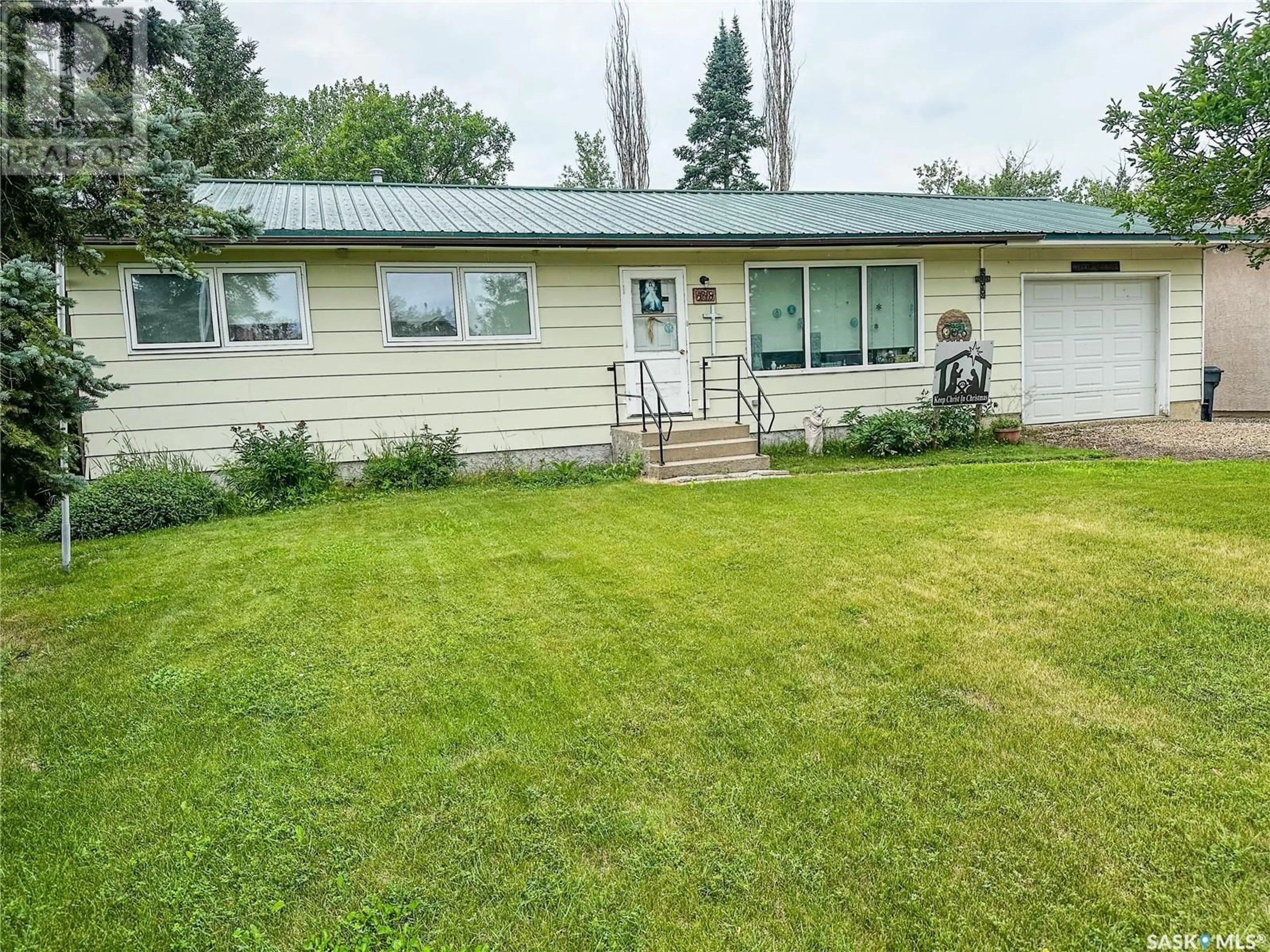 A pic from outside/outdoor area/front of a property/back of a property/a pic from drone, unknown for 448 WESTVIEW CRESCENT, Churchbridge Saskatchewan S0A0M0