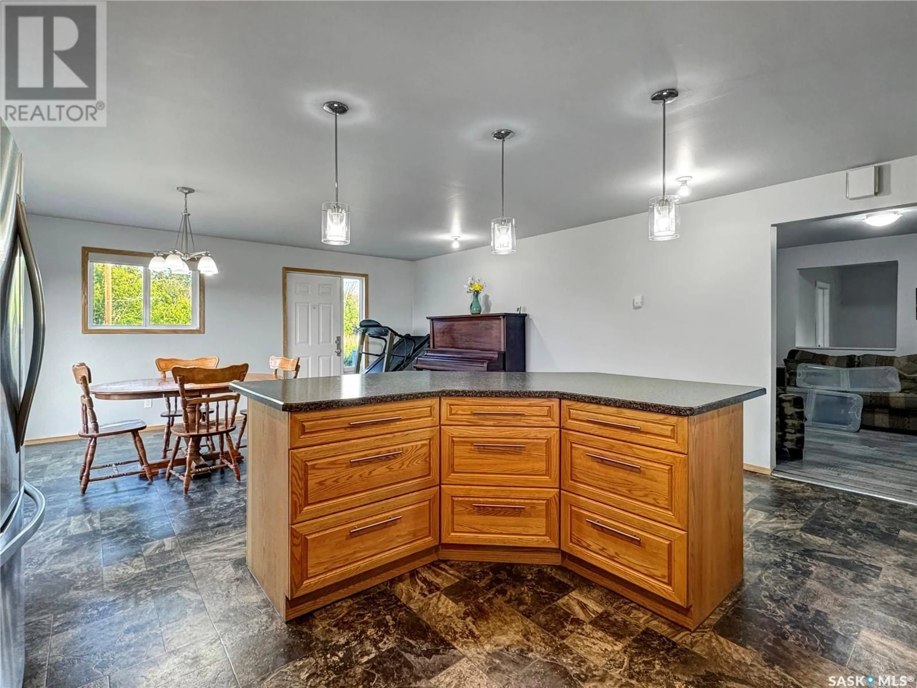 Open concept kitchen, unknown for 19 ELM STREET, Ruddell Saskatchewan S0M2S0