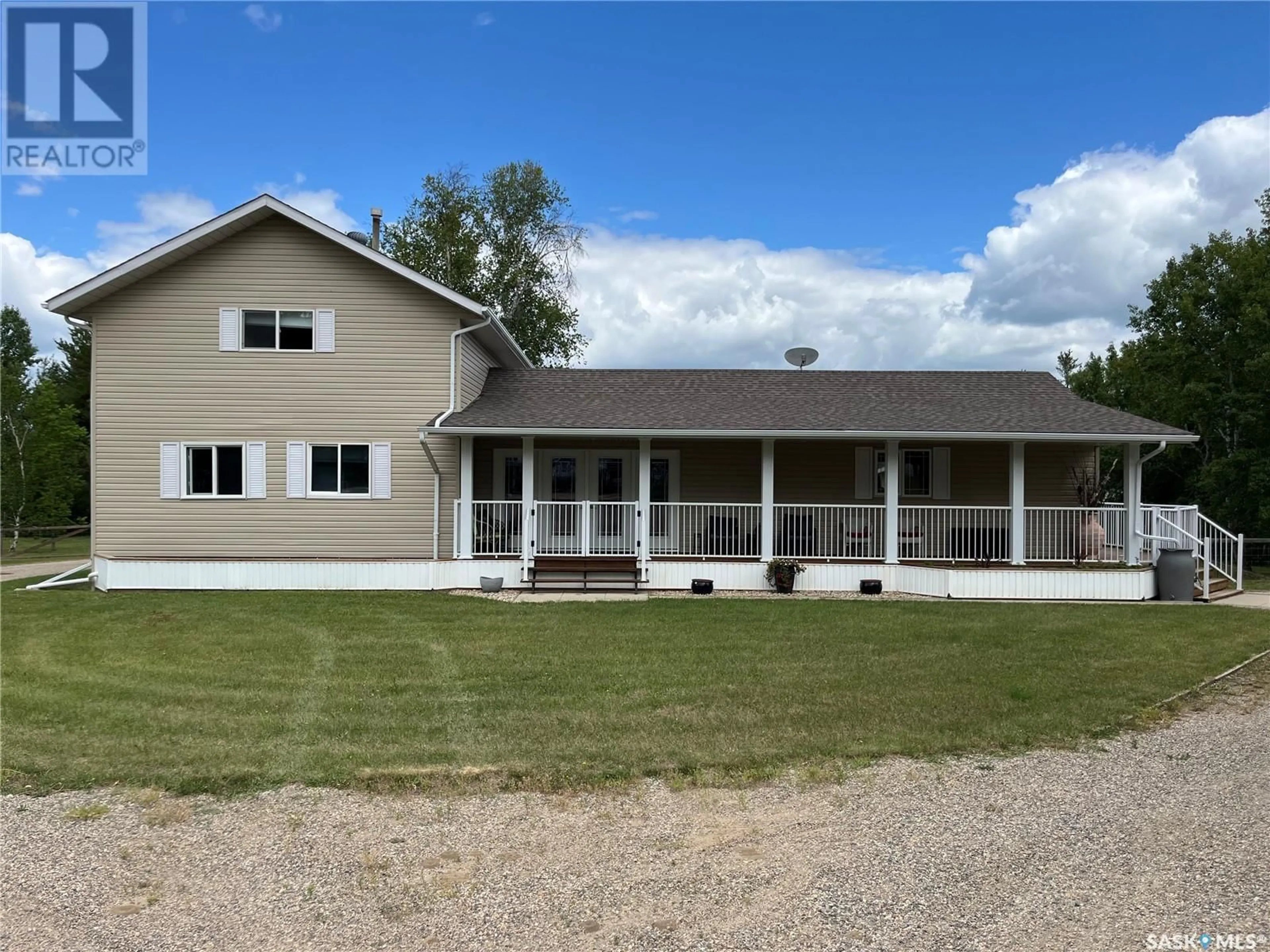 Home with vinyl exterior material, building for 263 PINE STREET, Buckland Rm No. 491 Saskatchewan S6V5R3