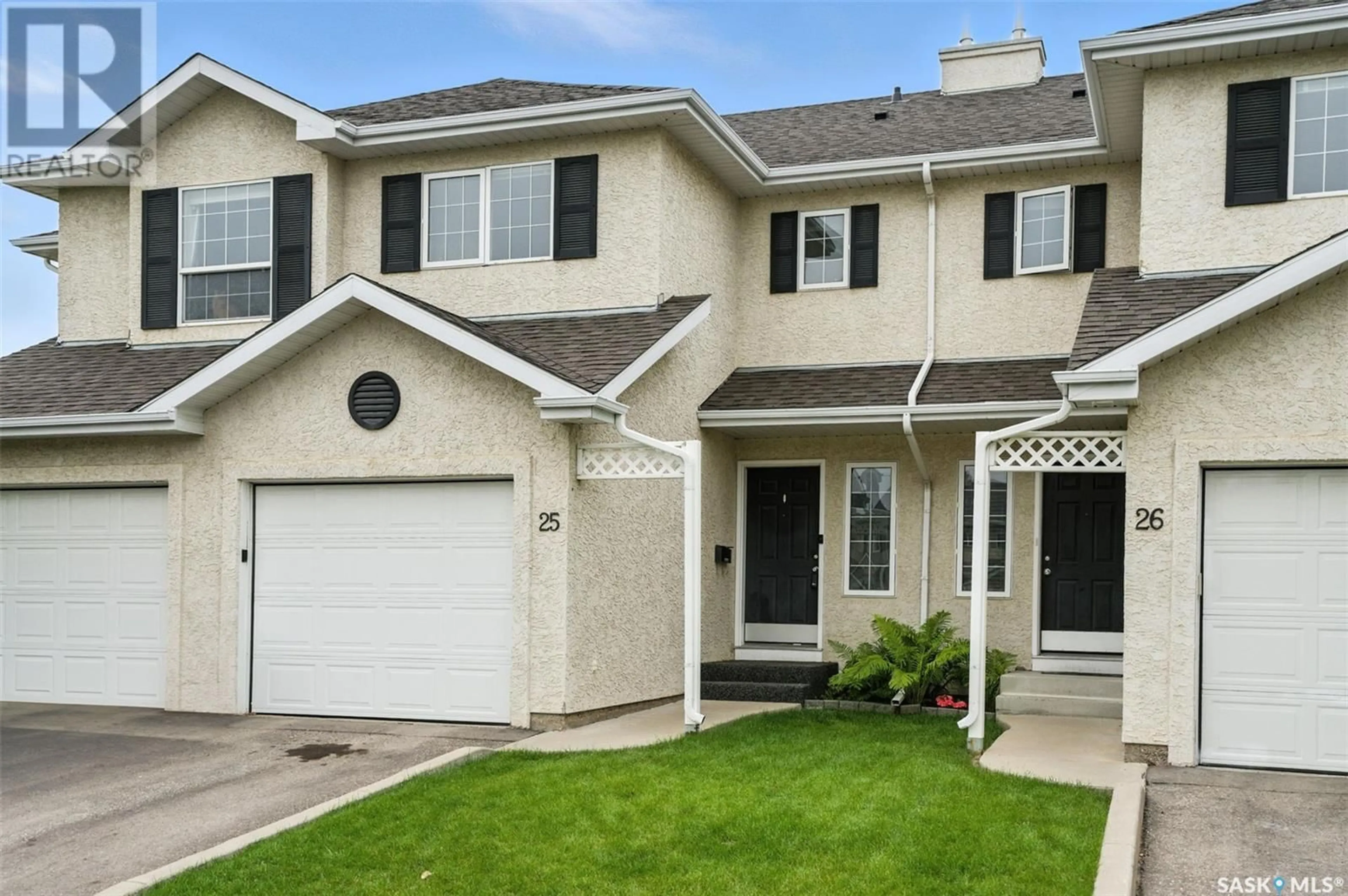 Home with vinyl exterior material, street for 25 138 BANYAN CRESCENT, Saskatoon Saskatchewan S7V1G8