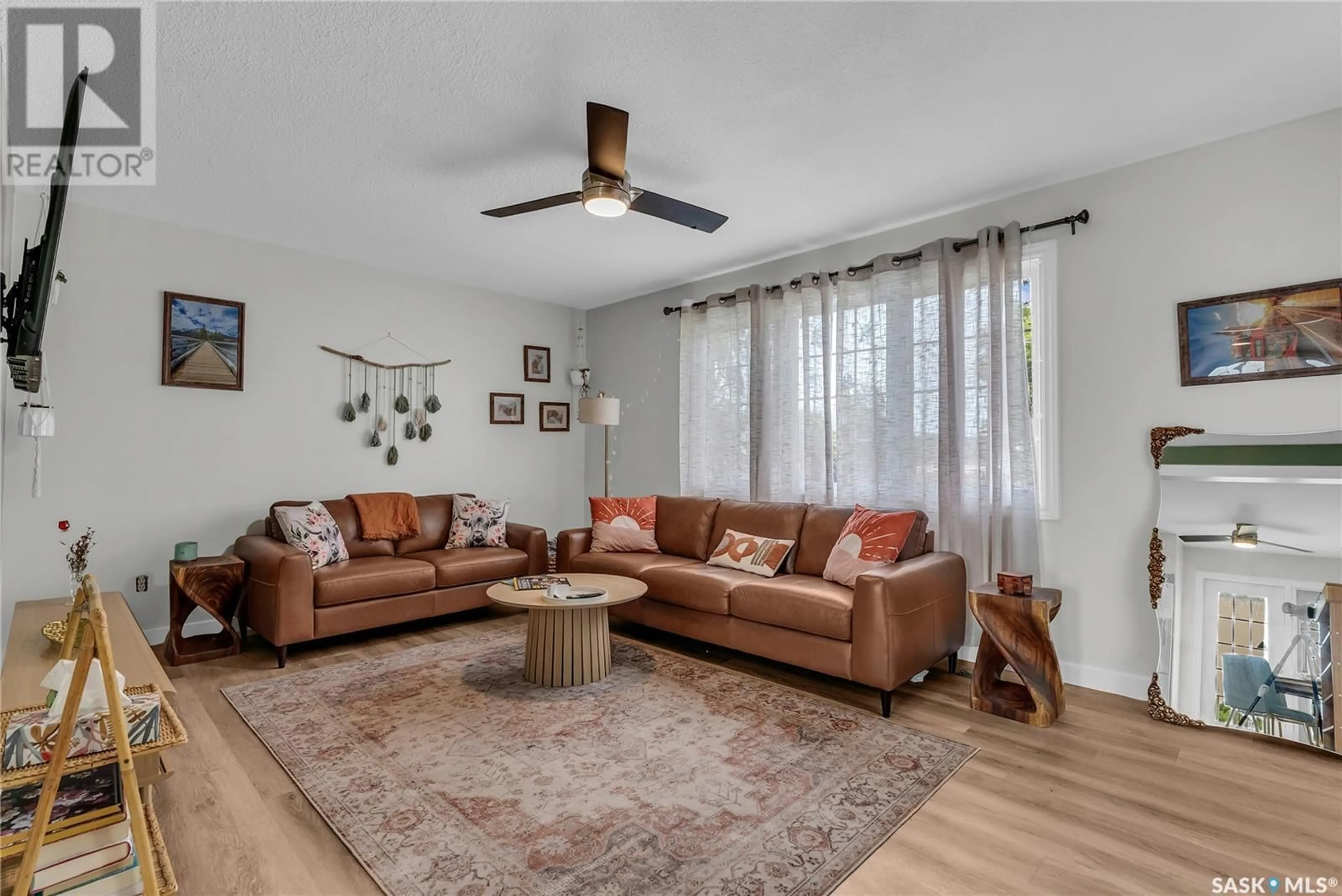 Living room with furniture, unknown for 152 SYLVITE CRESCENT, Allan Saskatchewan S0K0C0