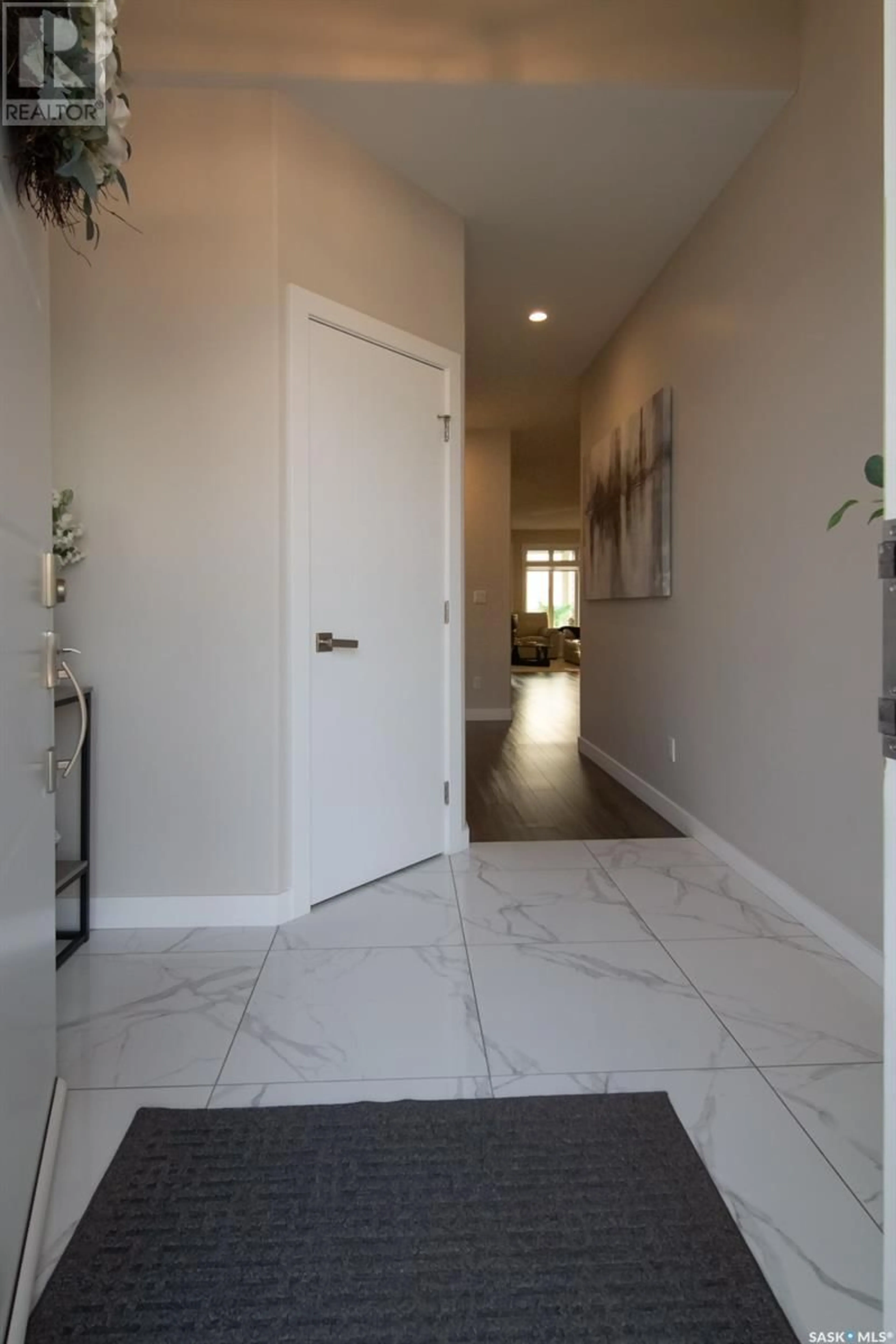 Indoor entryway for 423 SHARMA CRESCENT, Saskatoon Saskatchewan S7W1K7
