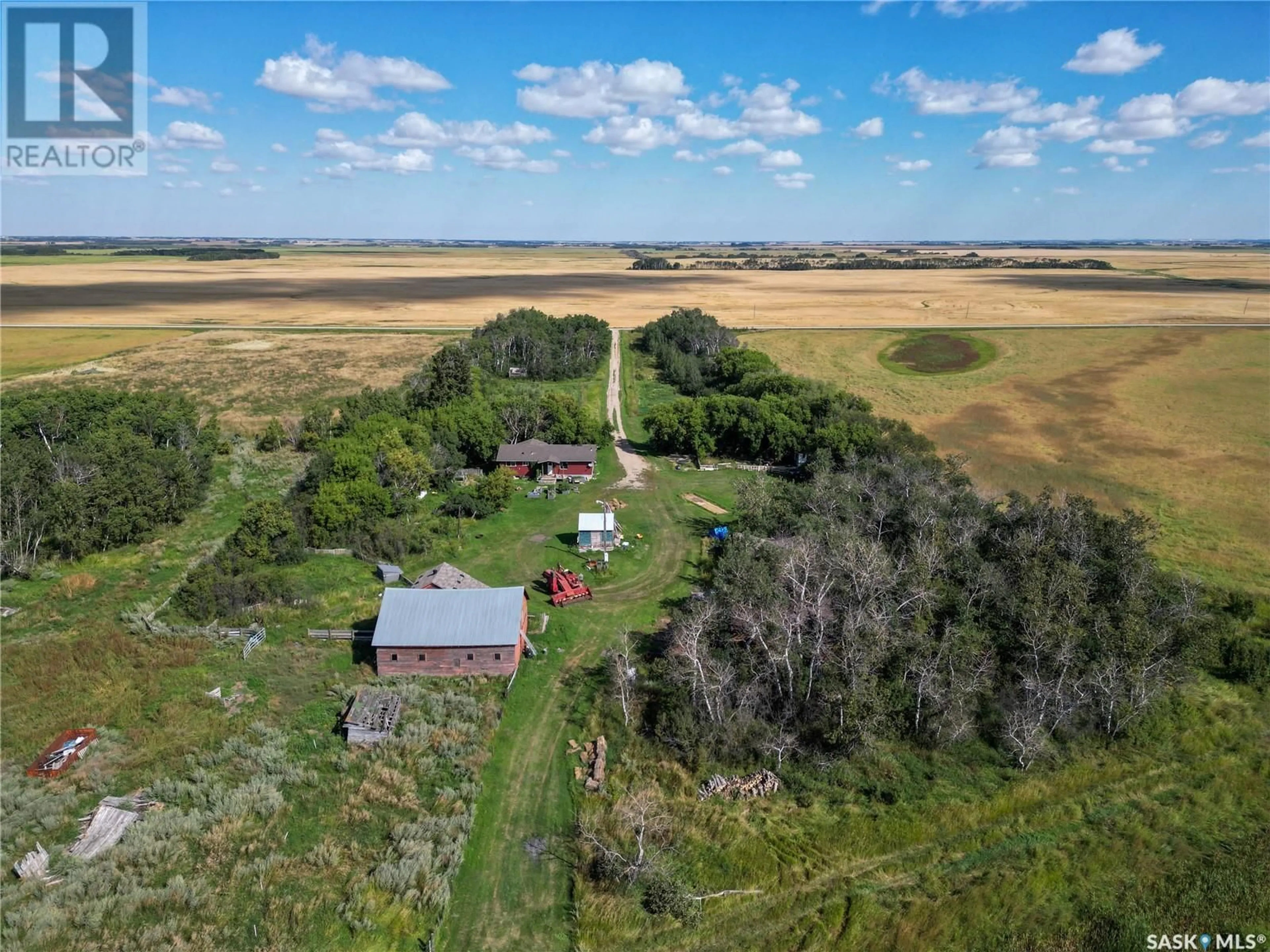 A pic from outside/outdoor area/front of a property/back of a property/a pic from drone, unknown for ZELLER ACREAGE, Leroy Rm No. 339 Saskatchewan S0K2P0