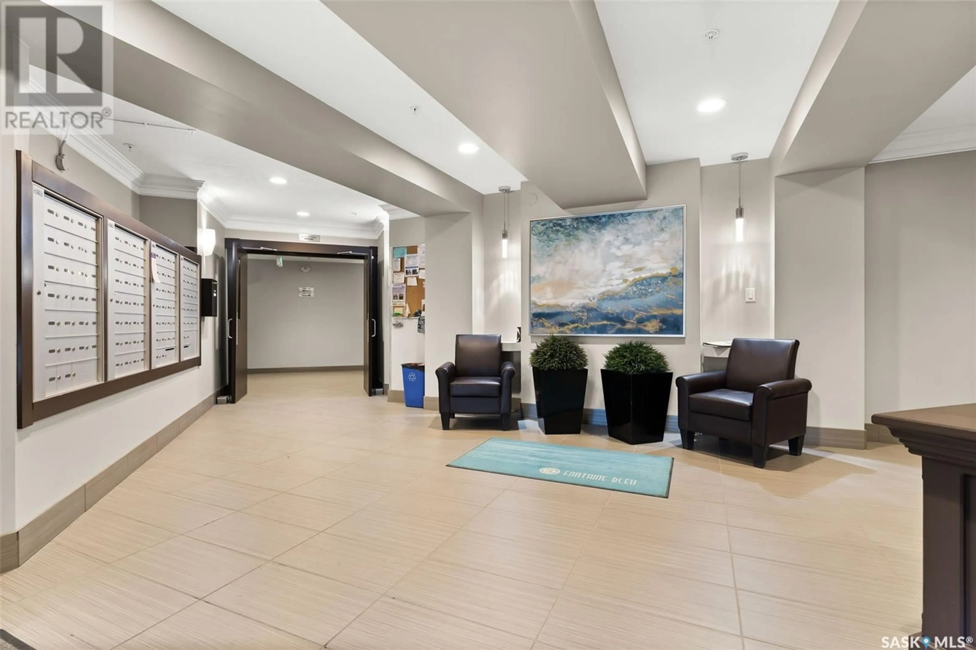 Lobby for 5303 - 425 UNIVERSAL CRESCENT, Regina Saskatchewan S4W0L1