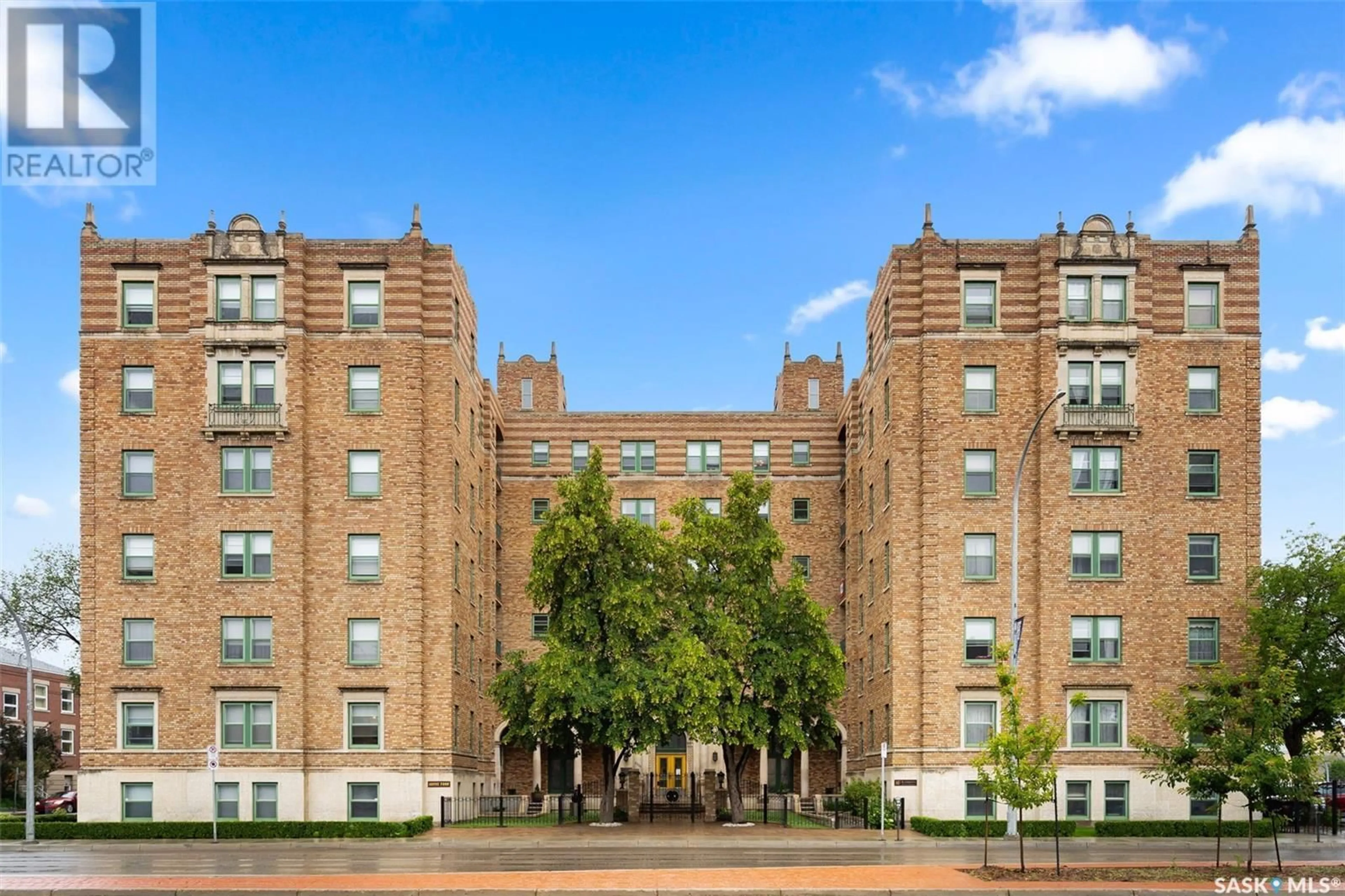 Home with brick exterior material, building for 203 - 2305 VICTORIA AVENUE, Regina Saskatchewan S4P0S7