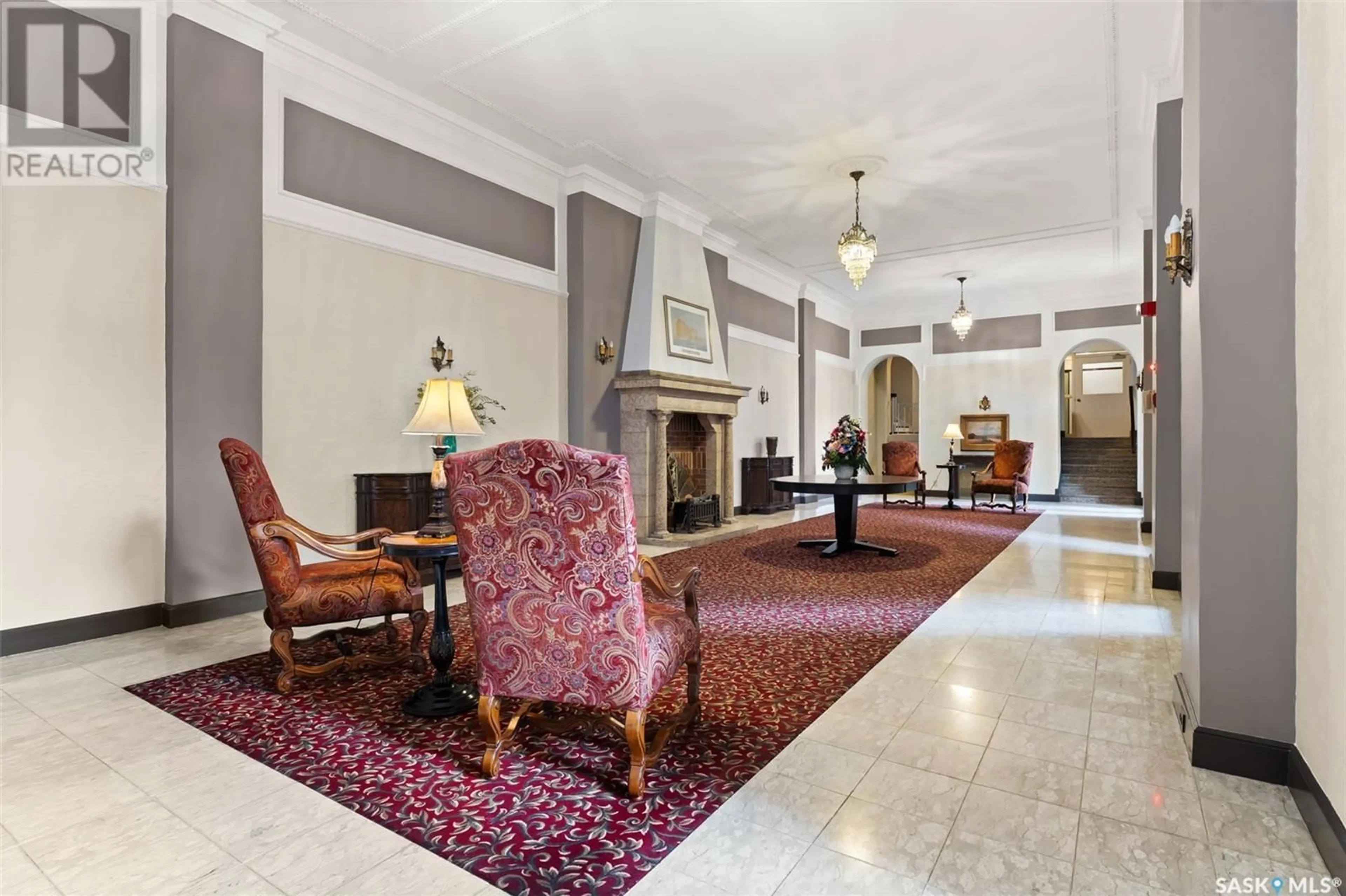 Lobby for 203 - 2305 VICTORIA AVENUE, Regina Saskatchewan S4P0S7