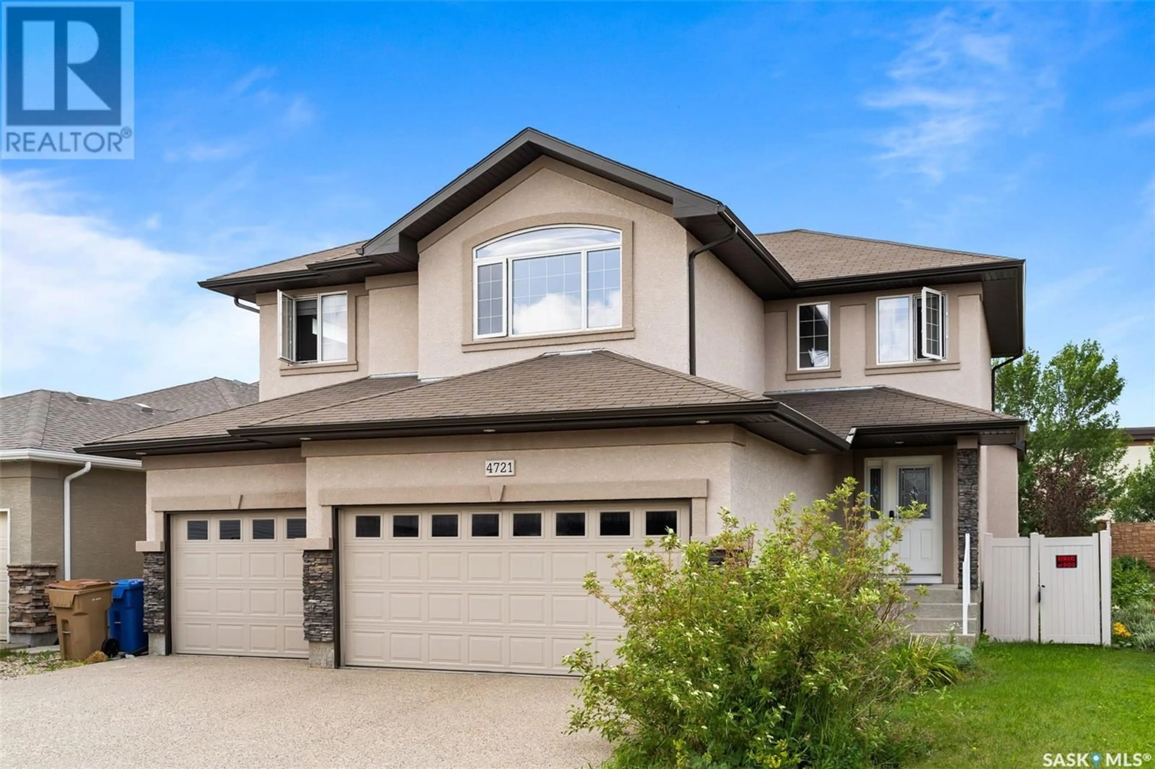 Home with vinyl exterior material, street for 4721 HAMES CRESCENT, Regina Saskatchewan S4W0B3